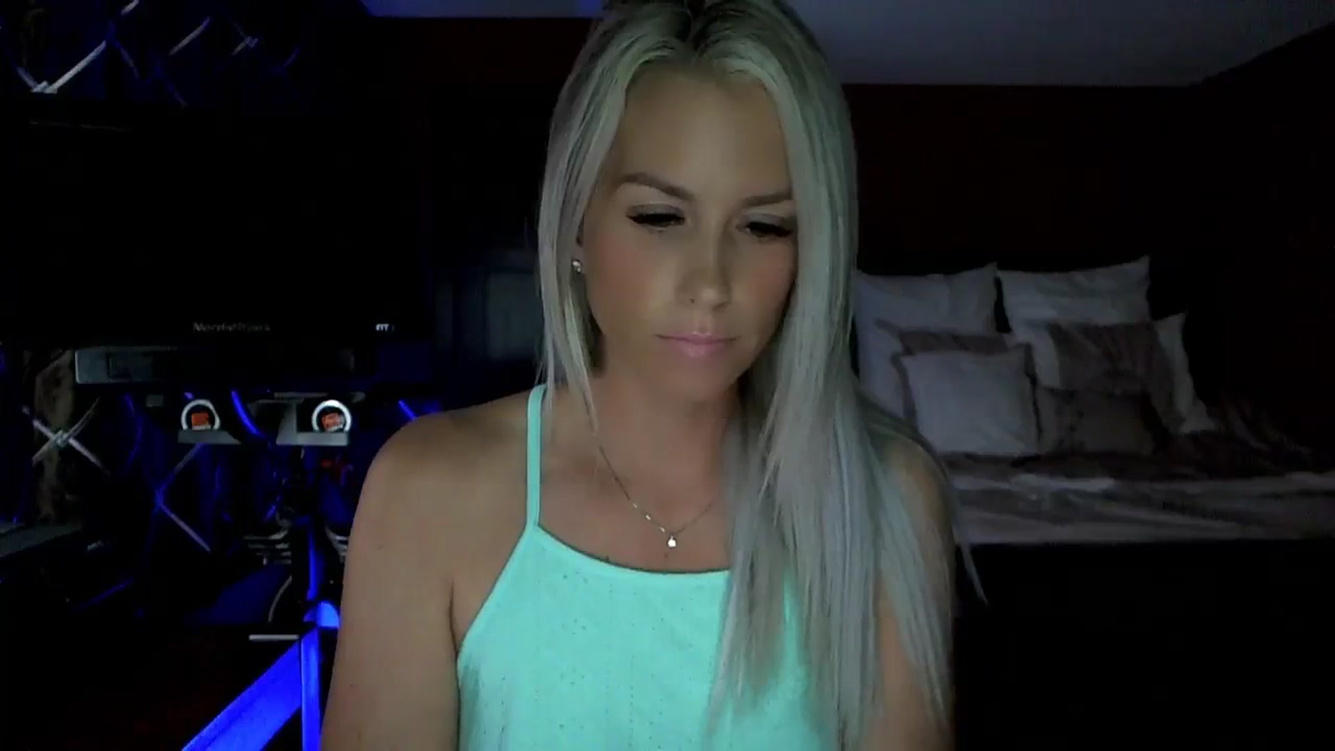 Gallery image thumbnail from Cora9's myfreecams stream on, 08/30/2023, 04:36 image 5 of 20