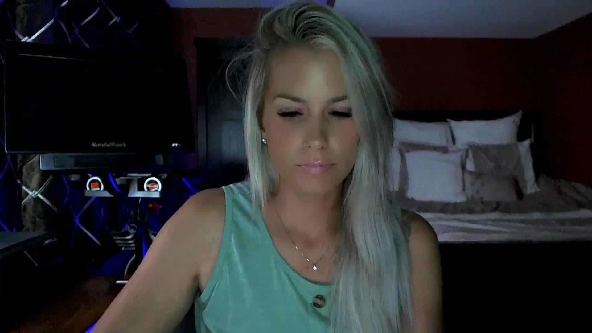 Gallery image thumbnail from Cora9's myfreecams stream on, 09/01/2023, 04:37 image 19 of 20