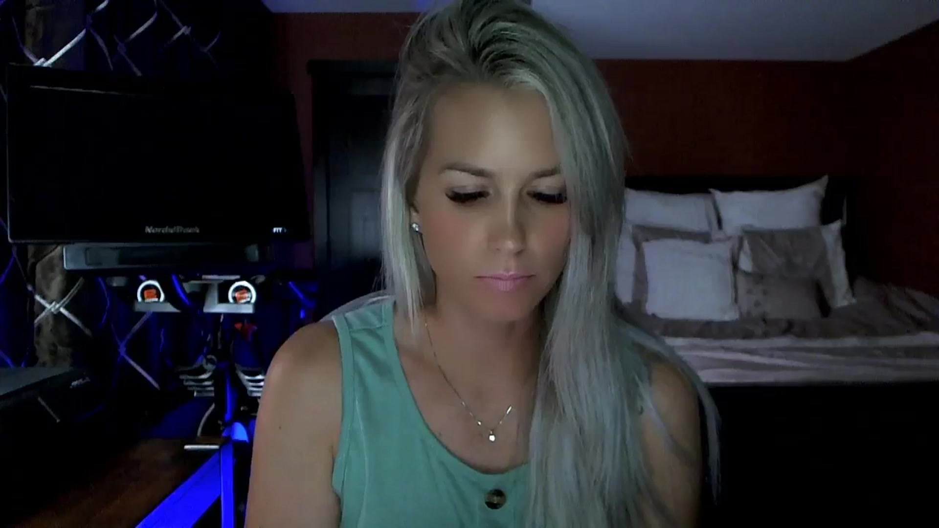 Gallery image thumbnail from Cora9's myfreecams stream on, 09/01/2023, 04:37 image 18 of 20