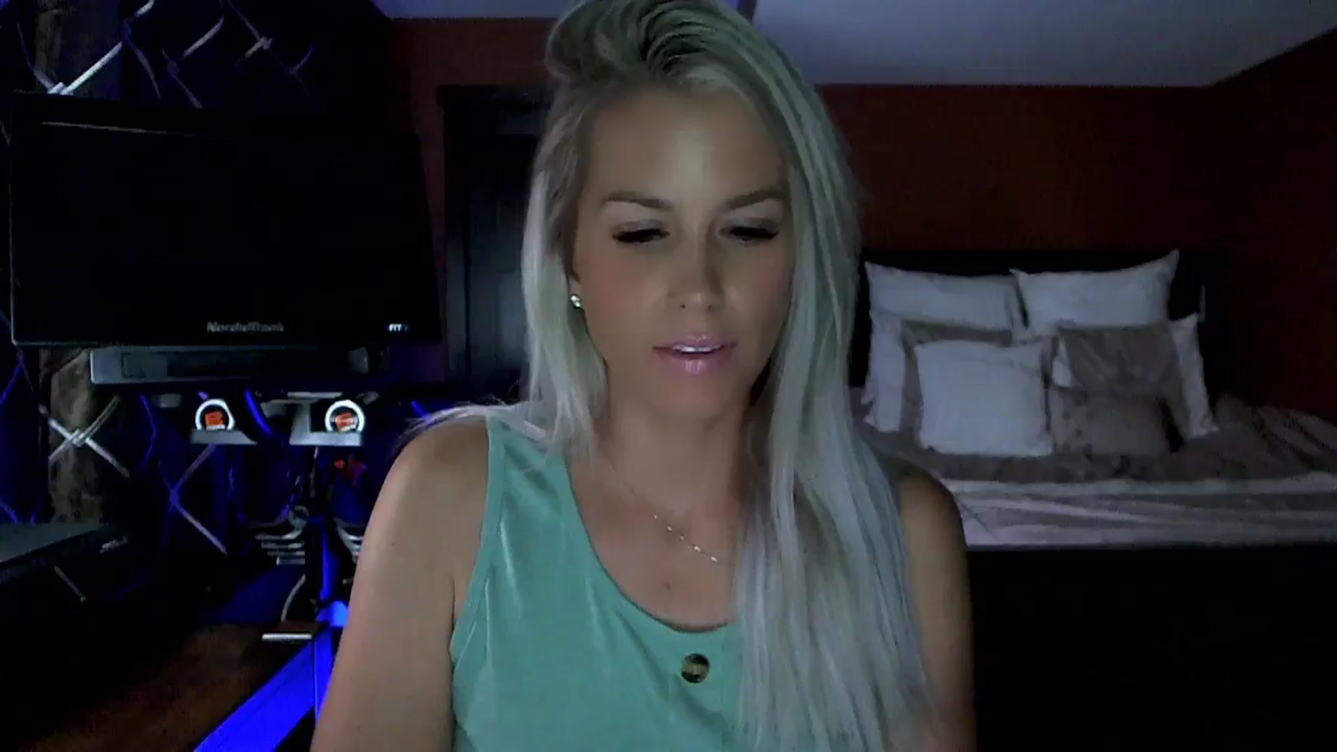 Gallery image thumbnail from Cora9's myfreecams stream on, 09/01/2023, 05:07 image 5 of 20