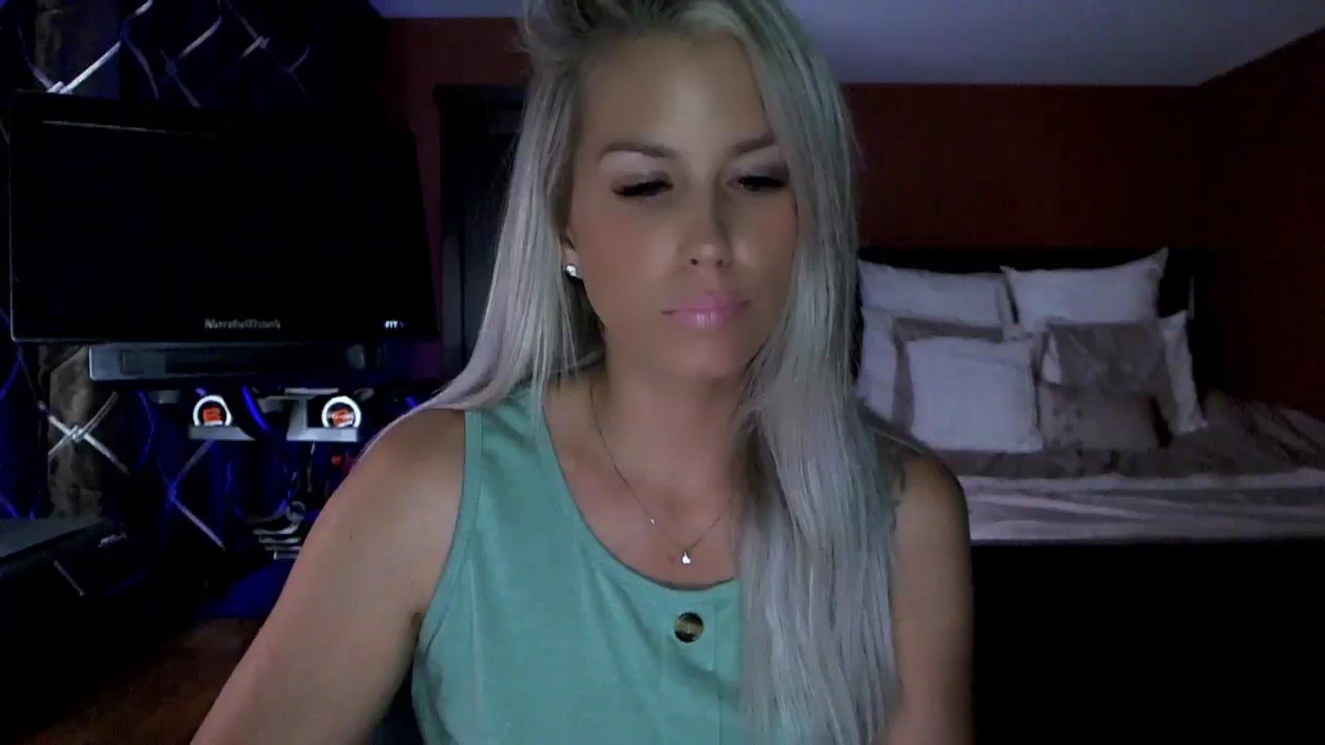 Gallery image thumbnail from Cora9's myfreecams stream on, 09/01/2023, 05:07 image 20 of 20