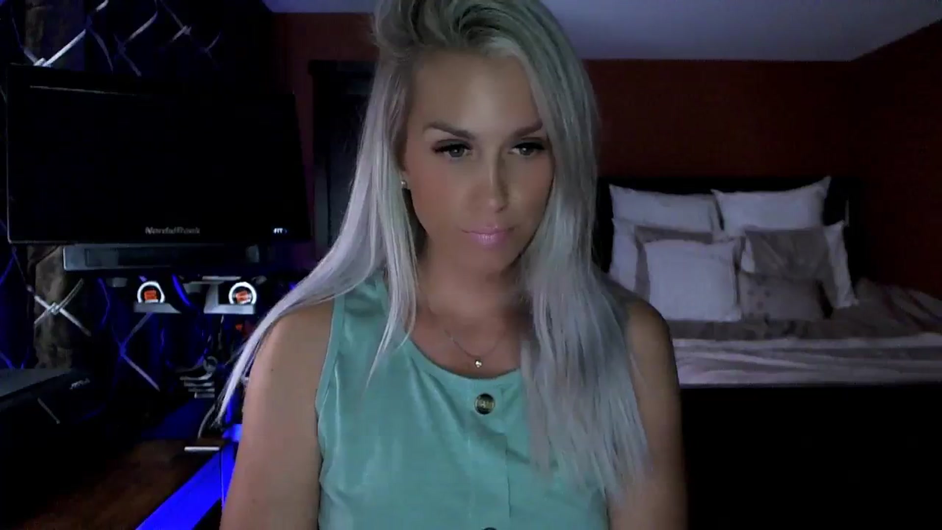 Gallery image thumbnail from Cora9's myfreecams stream on, 09/01/2023, 05:07 image 18 of 20