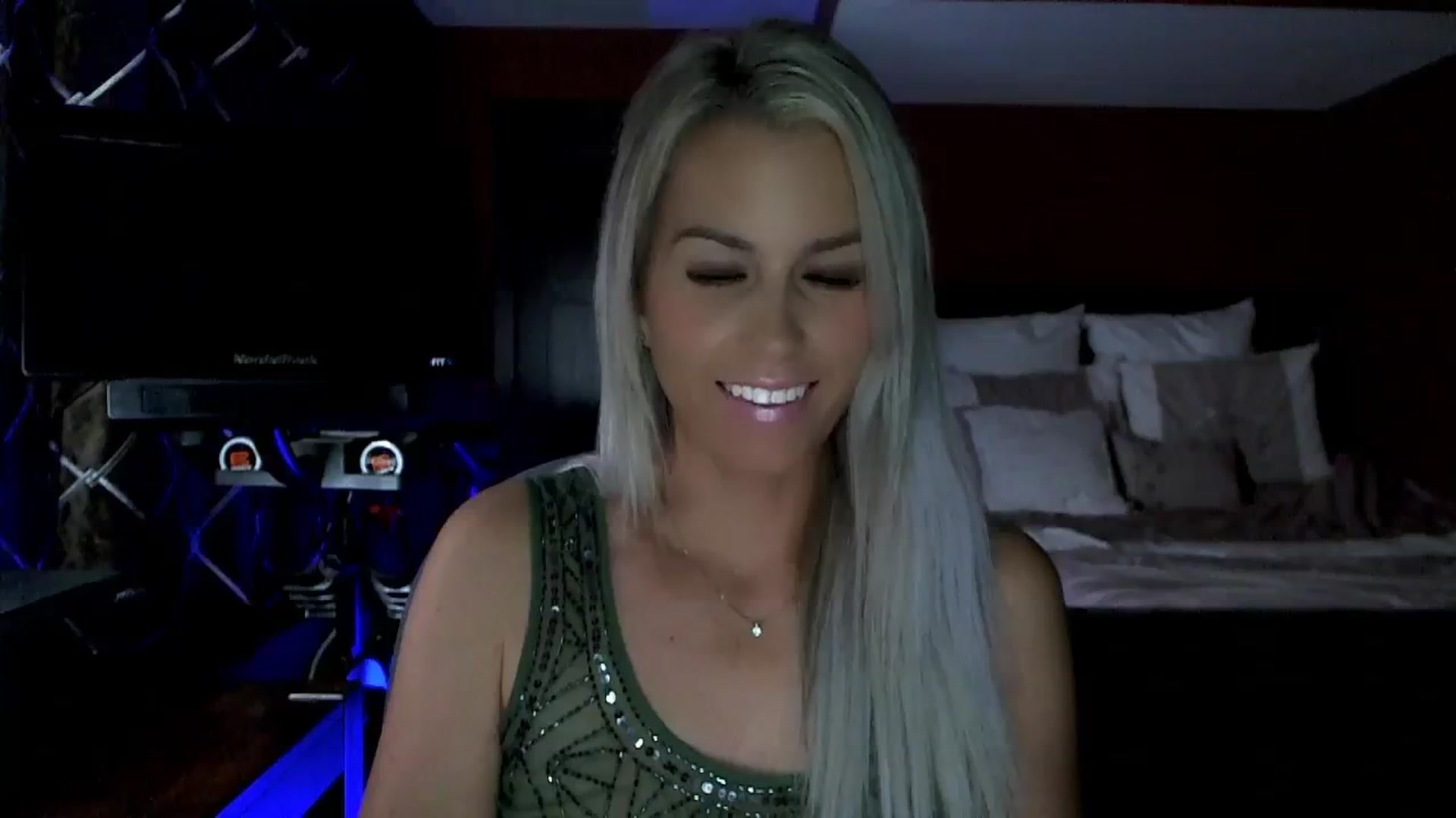 Gallery image thumbnail from Cora9's myfreecams stream on, 09/07/2023, 04:26 image 15 of 20