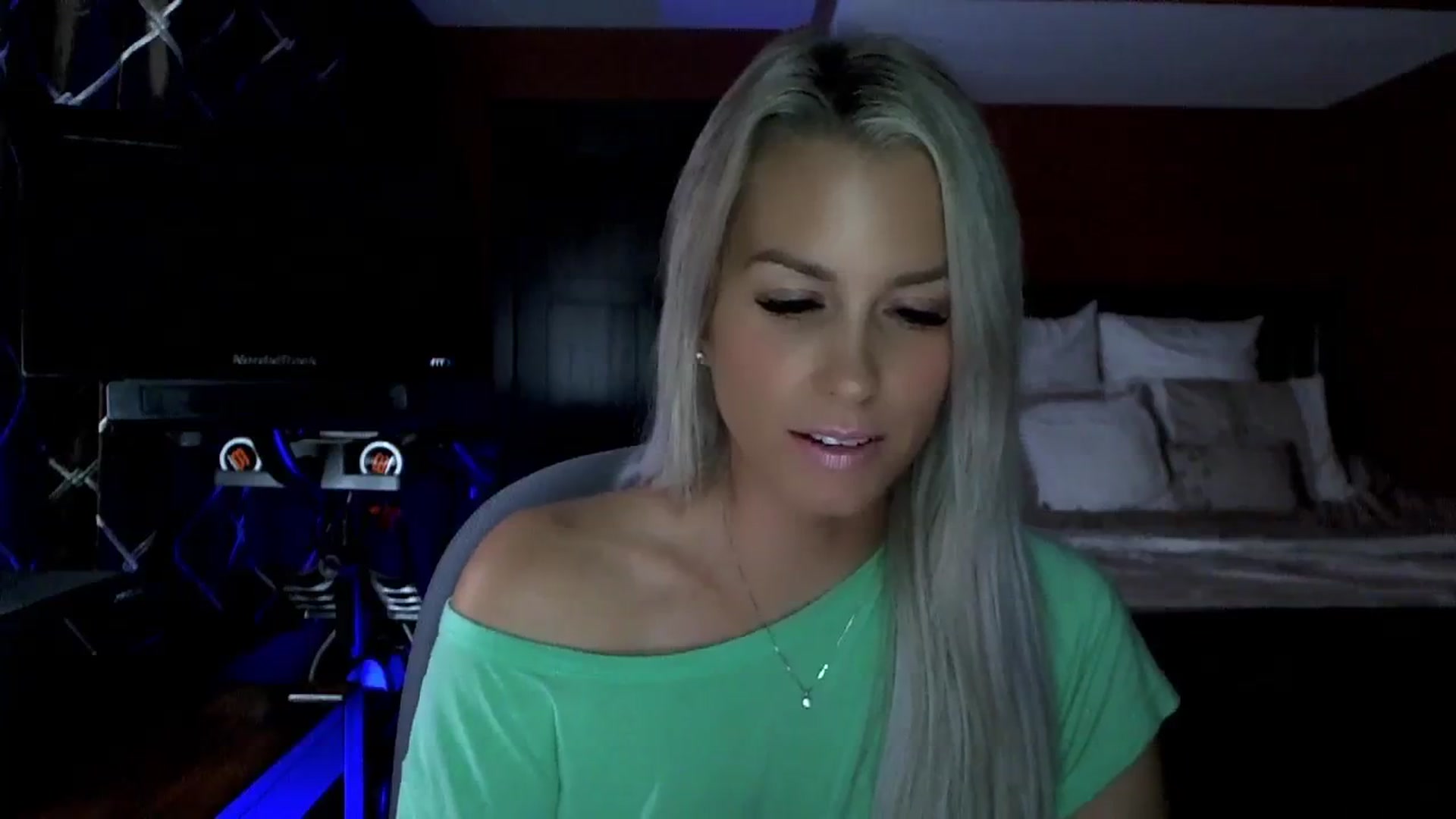 Gallery image thumbnail from Cora9's myfreecams stream on, 09/11/2023, 04:53 image 18 of 20