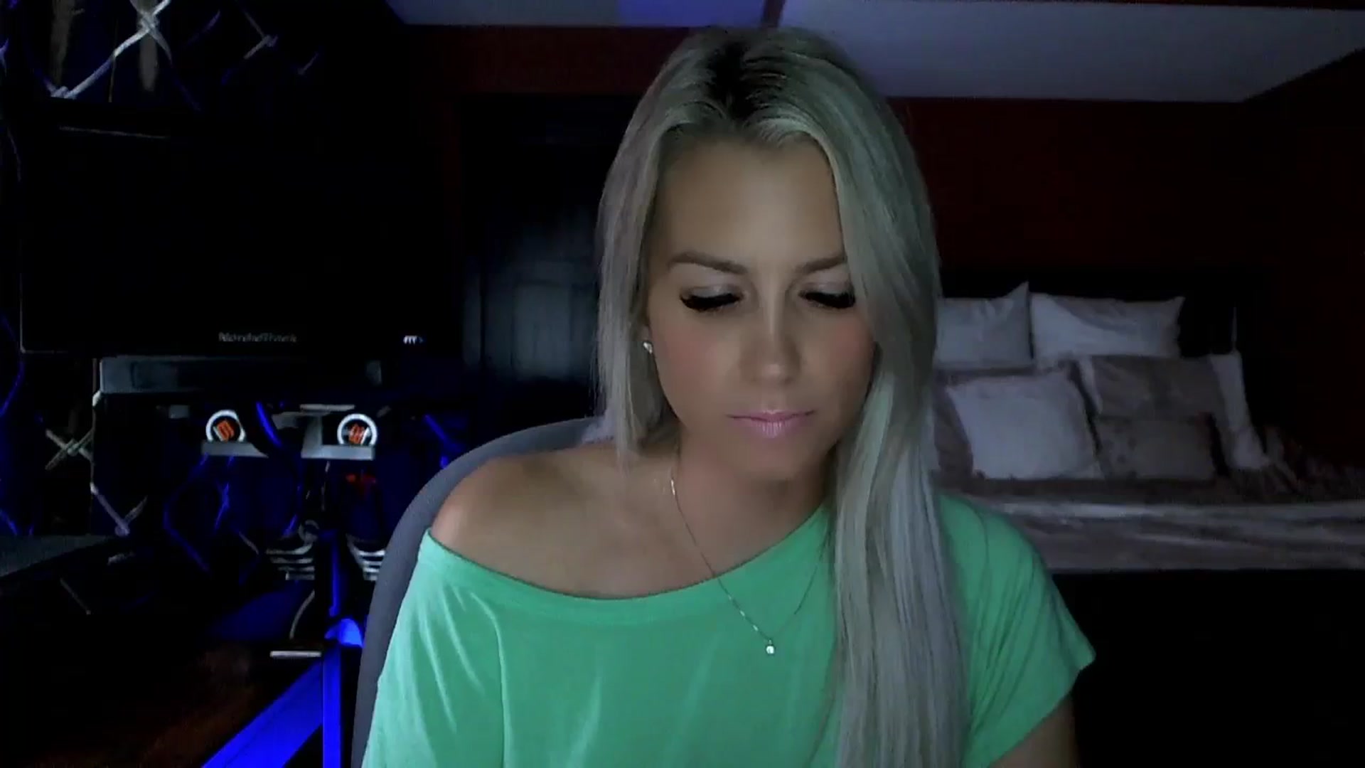 Gallery image thumbnail from Cora9's myfreecams stream on, 09/11/2023, 04:53 image 16 of 20