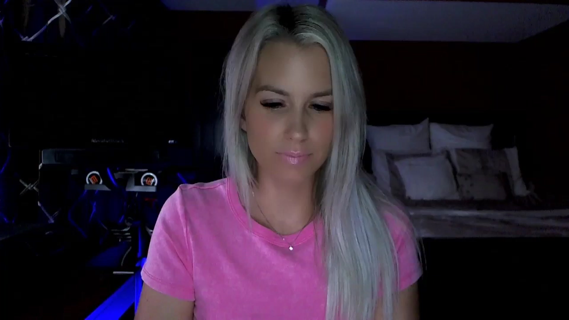Gallery image thumbnail from Cora9's myfreecams stream on, 09/12/2023, 04:19 image 1 of 20