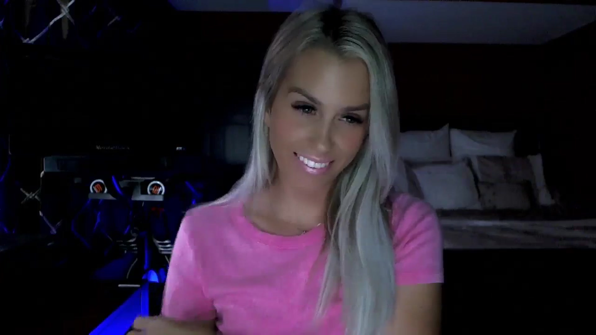 Gallery image thumbnail from Cora9's myfreecams stream on, 09/12/2023, 04:19 image 19 of 20