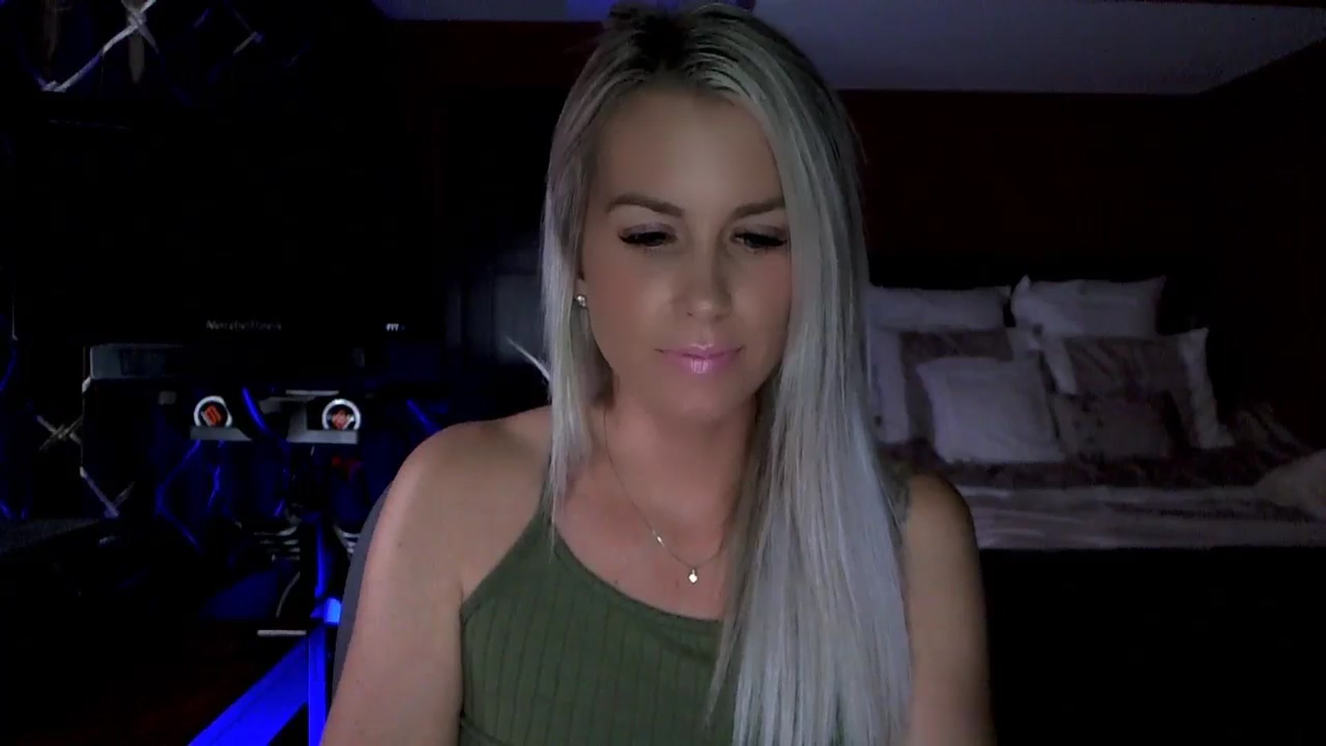 Gallery image thumbnail from Cora9's myfreecams stream on, 09/20/2023, 04:33 image 5 of 20