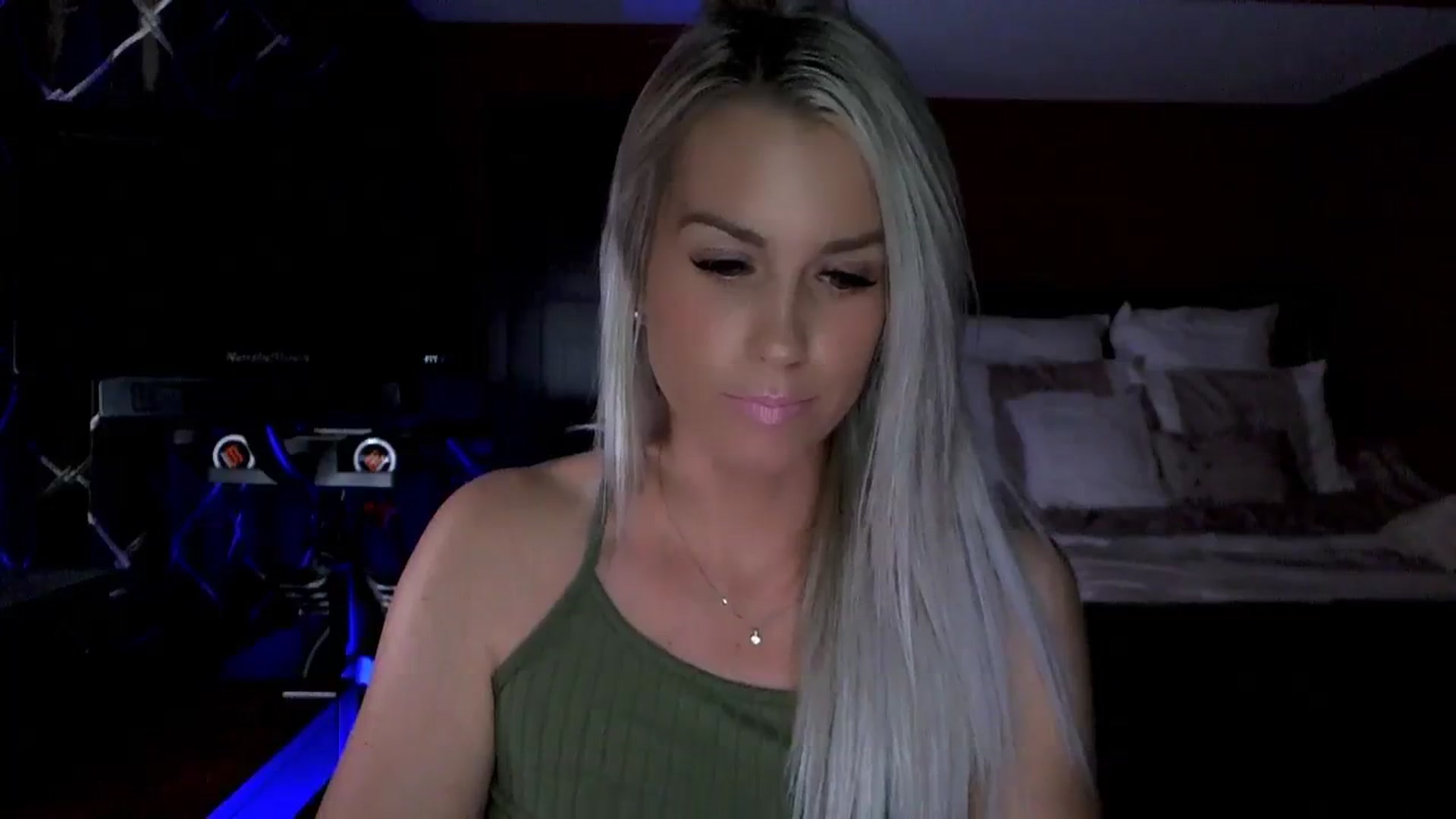 Gallery image thumbnail from Cora9's myfreecams stream on, 09/20/2023, 04:33 image 4 of 20