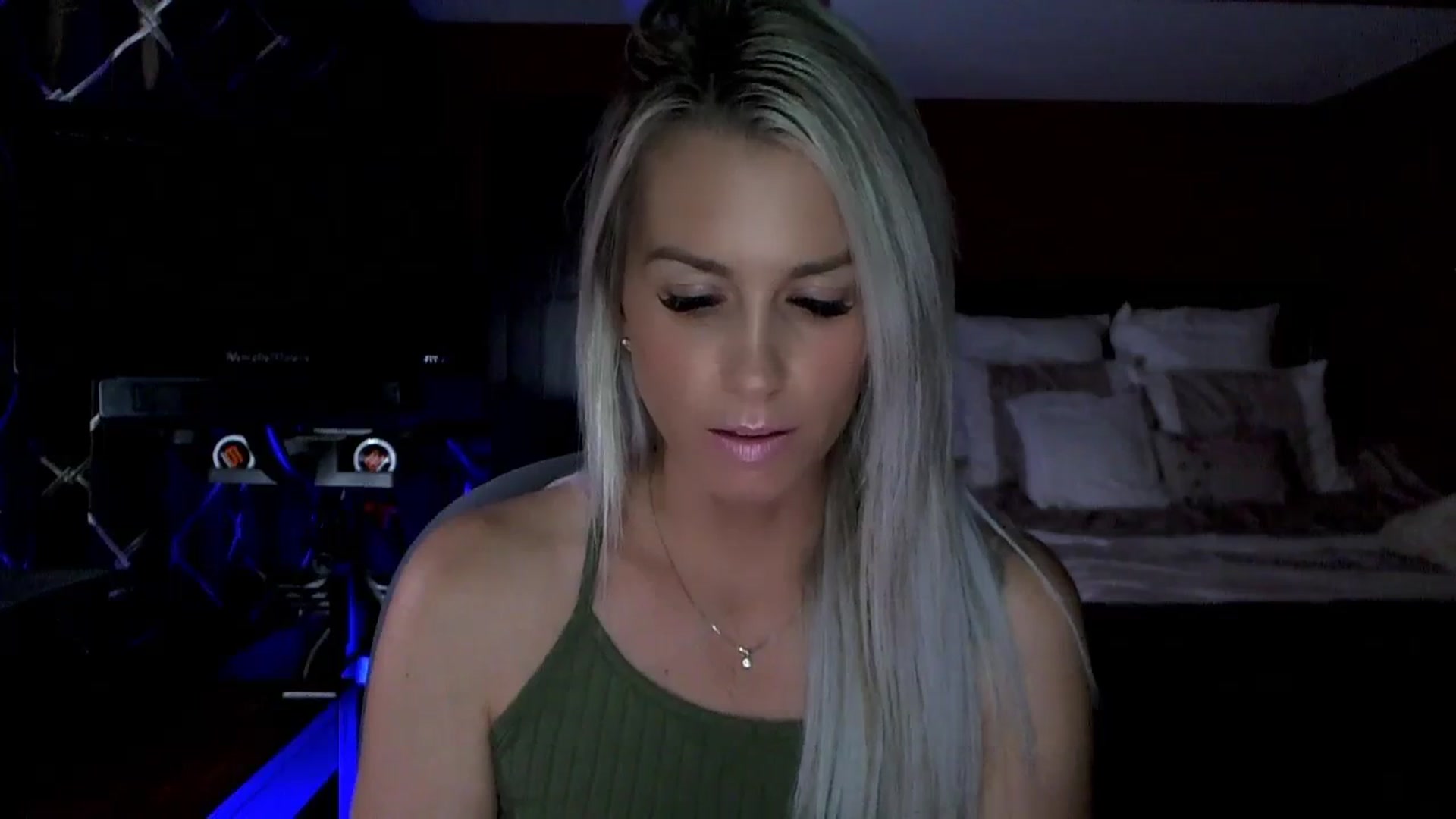 Gallery image thumbnail from Cora9's myfreecams stream on, 09/20/2023, 04:33 image 10 of 20