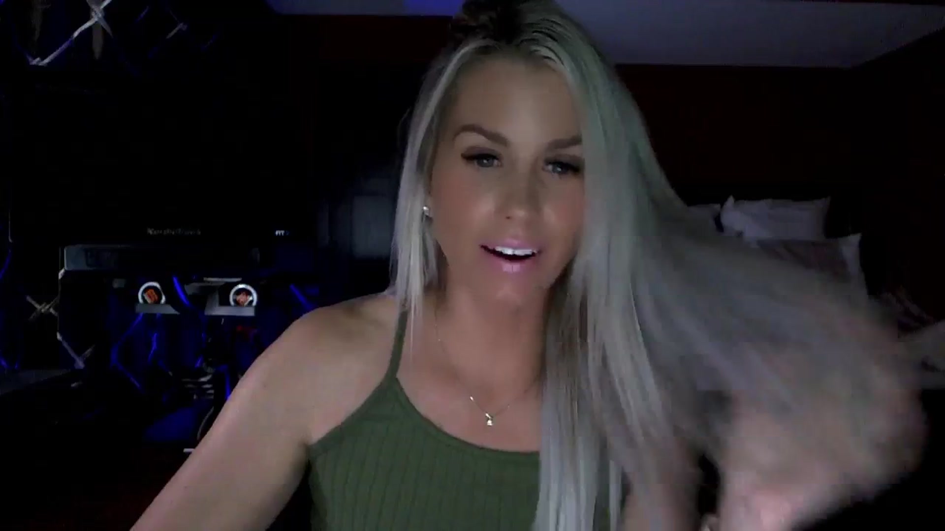 Gallery image thumbnail from Cora9's myfreecams stream on, 09/20/2023, 04:33 image 9 of 20