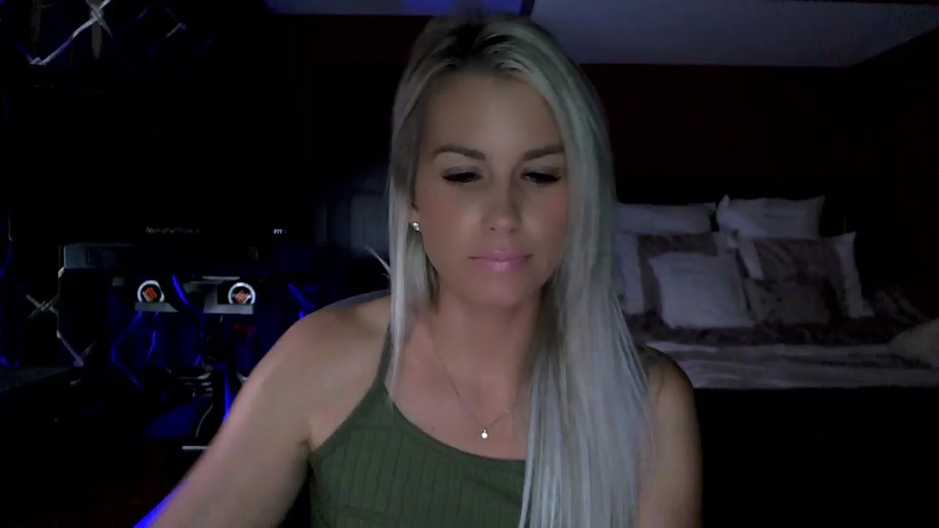 Gallery image thumbnail from Cora9's myfreecams stream on, 09/20/2023, 04:33 image 18 of 20