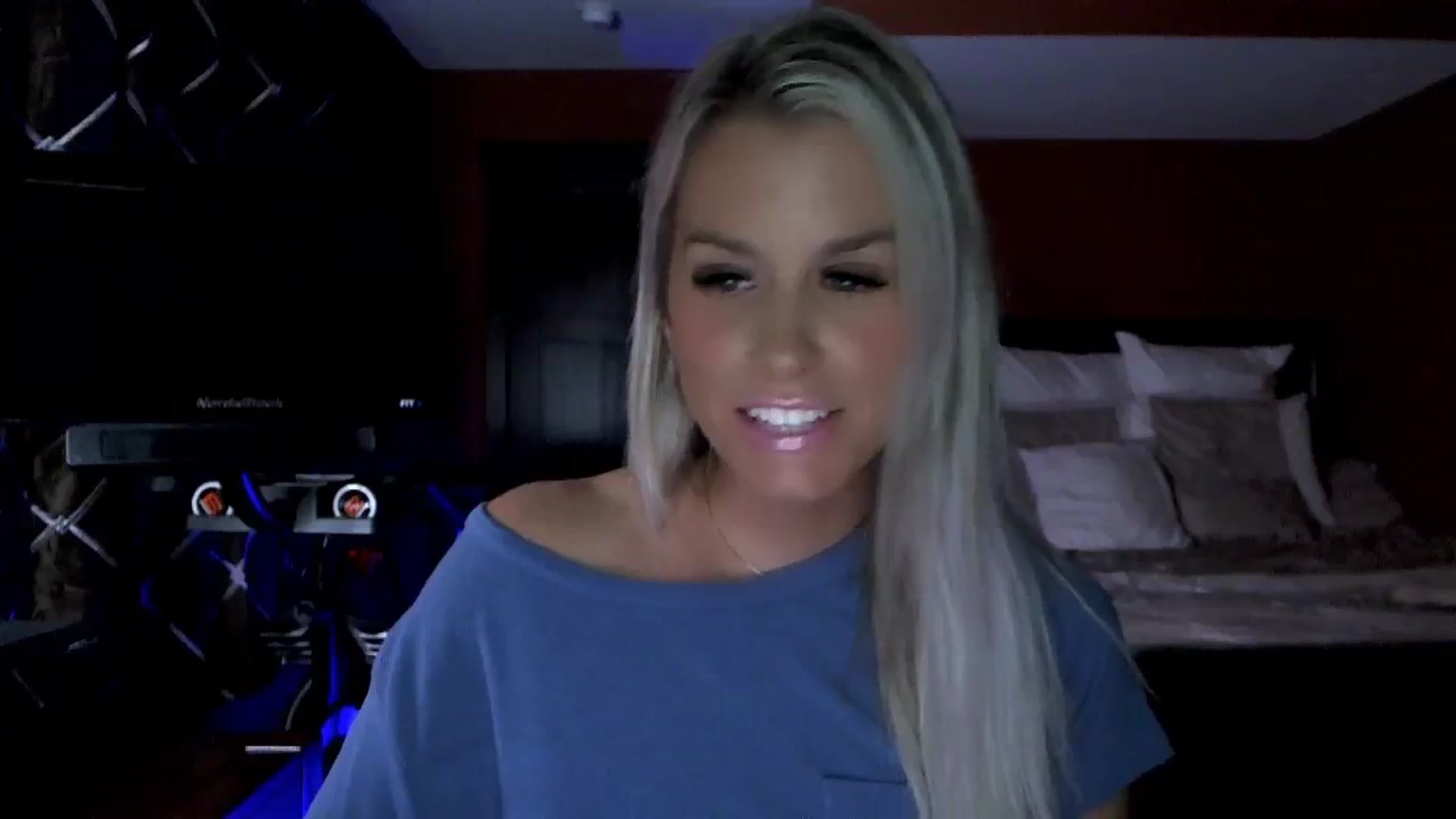 Gallery image thumbnail from Cora9's myfreecams stream on, 09/25/2023, 06:01 image 15 of 20