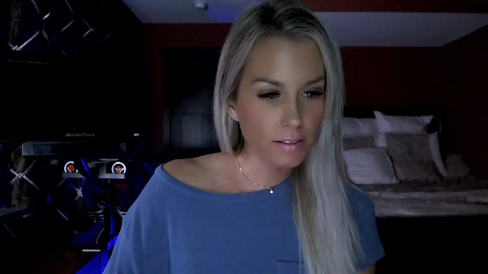 Gallery image thumbnail from Cora9's myfreecams stream on, 09/25/2023, 06:01 image 13 of 20
