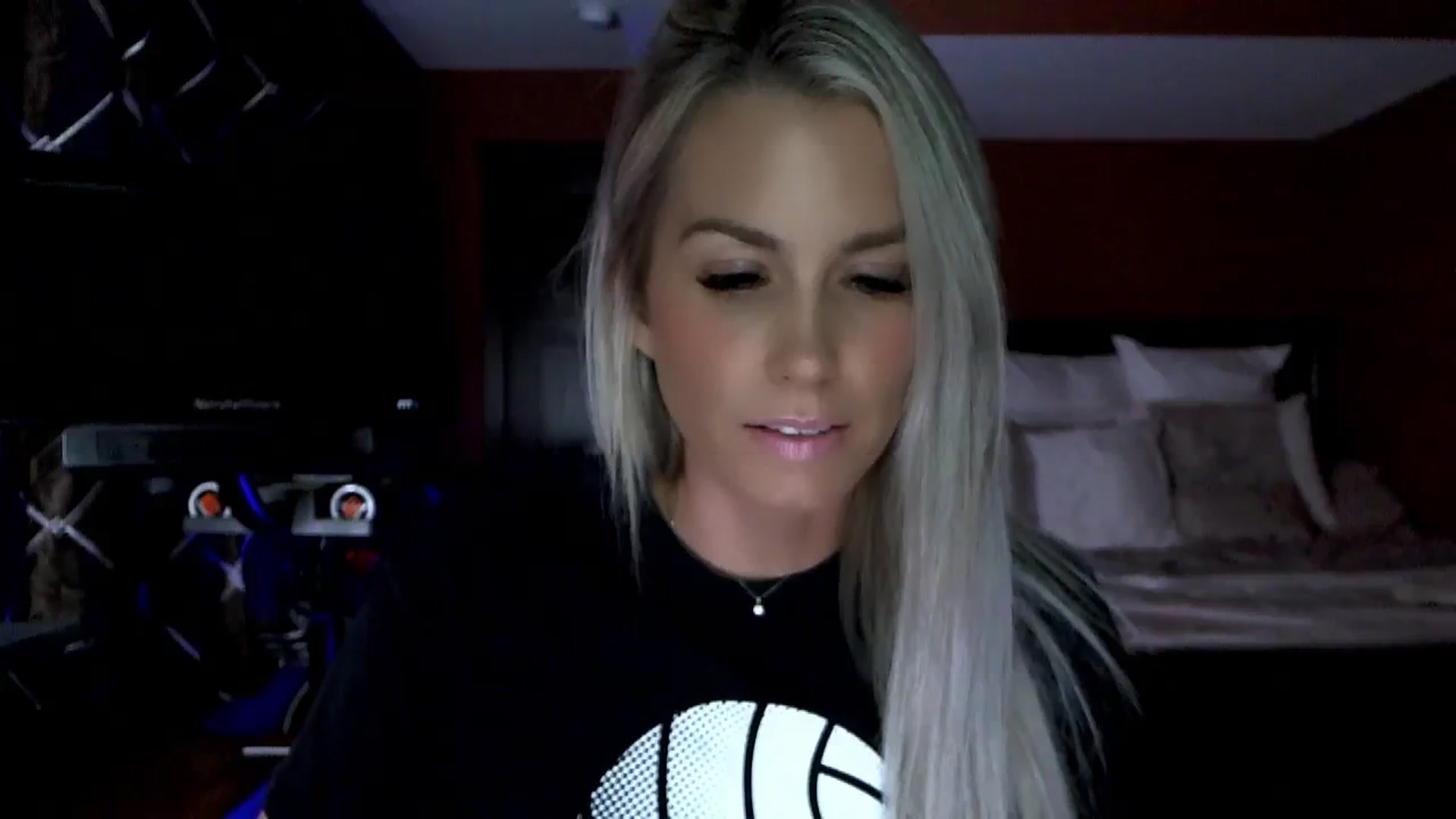 Gallery image thumbnail from Cora9's myfreecams stream on, 09/27/2023, 04:20 image 4 of 20