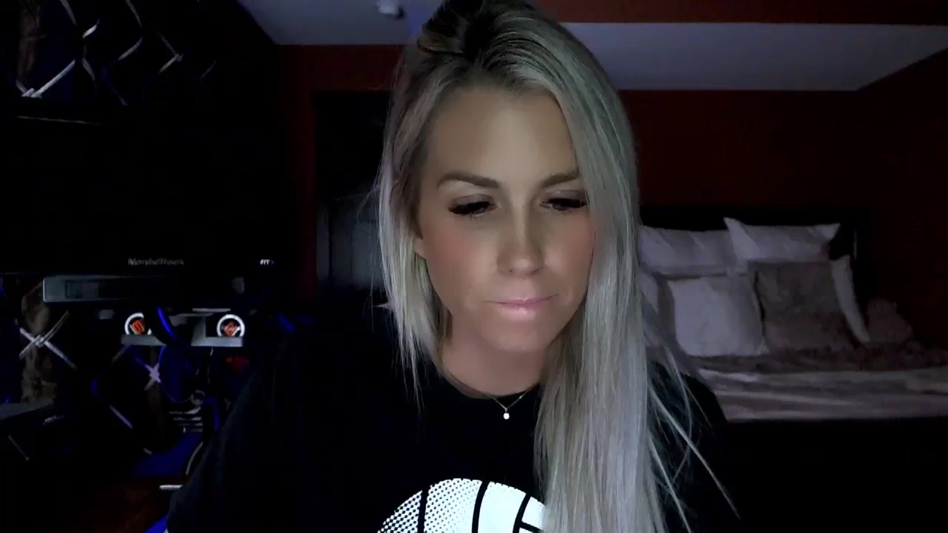 Gallery image thumbnail from Cora9's myfreecams stream on, 09/27/2023, 04:20 image 6 of 20