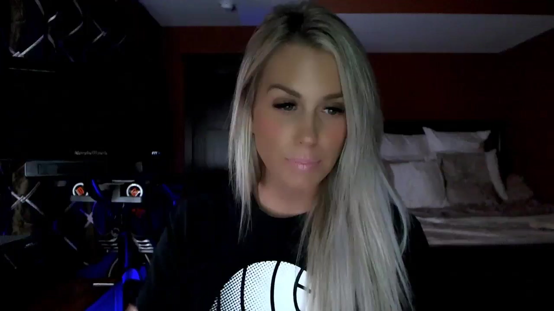 Gallery image thumbnail from Cora9's myfreecams stream on, 09/27/2023, 04:20 image 14 of 20