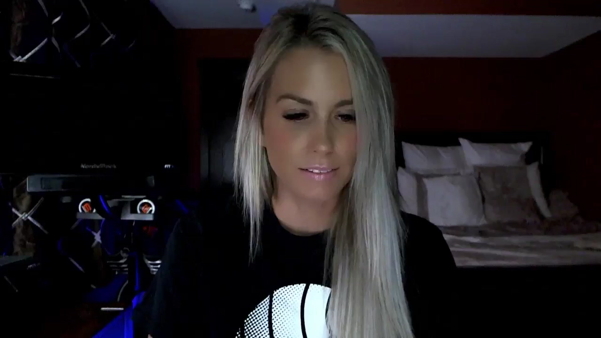 Gallery image thumbnail from Cora9's myfreecams stream on, 09/27/2023, 04:20 image 13 of 20