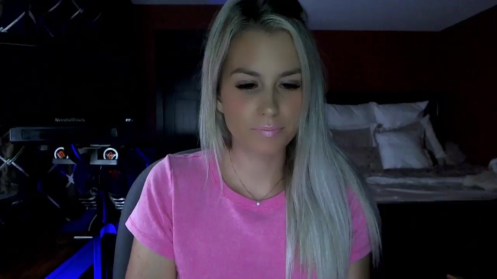 Gallery image thumbnail from Cora9's myfreecams stream on, 09/28/2023, 04:57 image 1 of 20