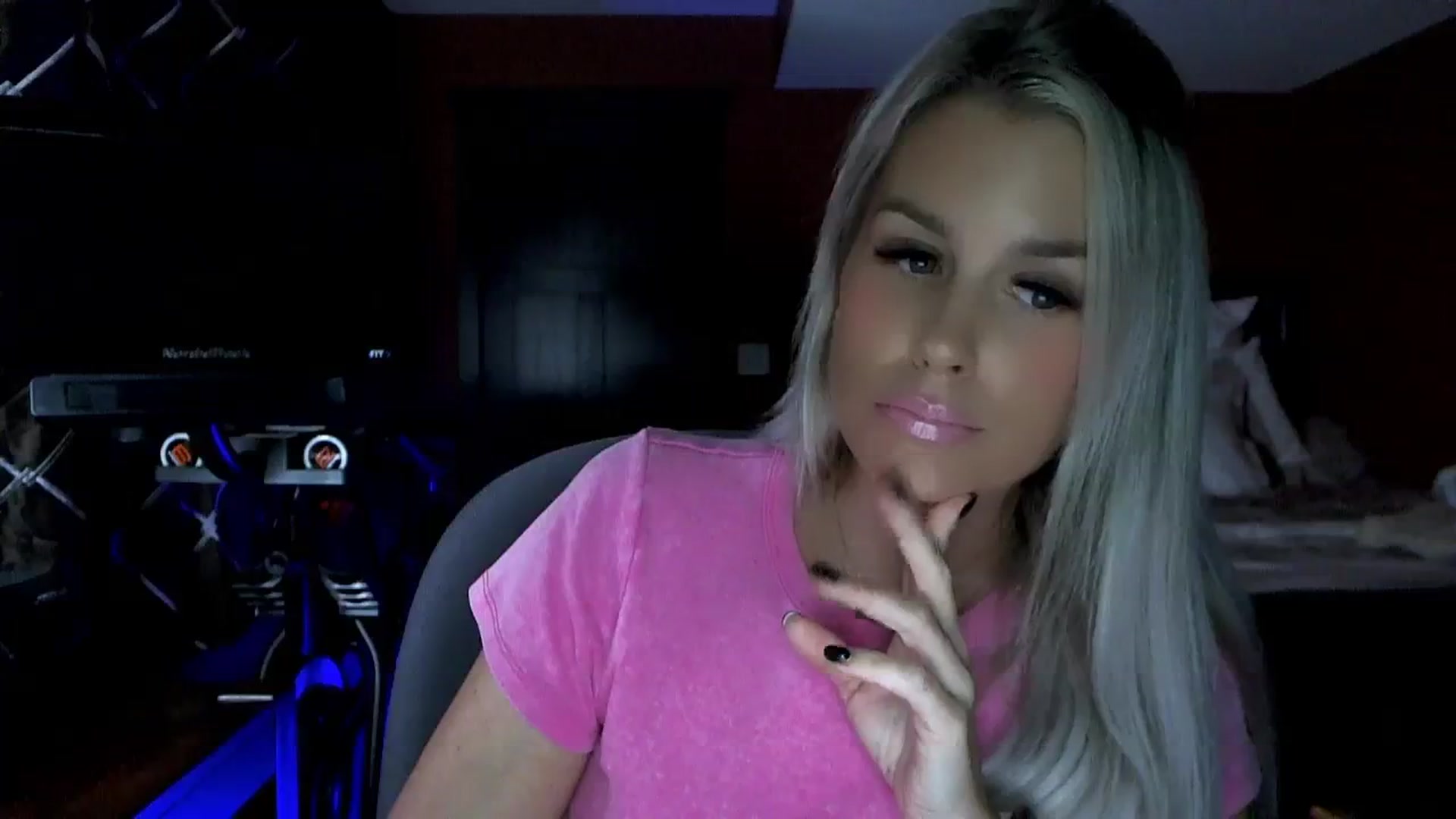 Gallery image thumbnail from Cora9's myfreecams stream on, 09/28/2023, 04:57 image 7 of 20