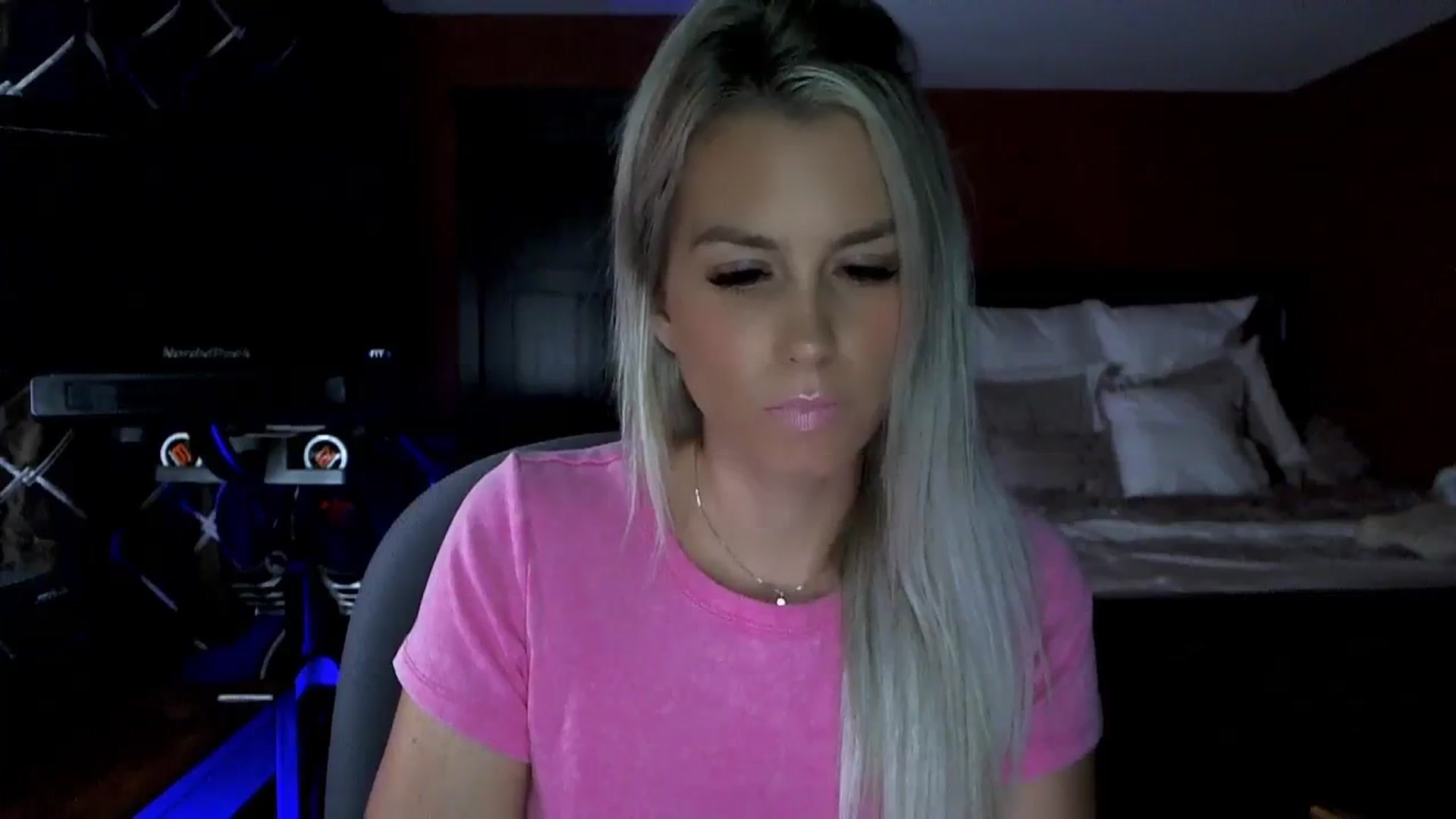 Gallery image thumbnail from Cora9's myfreecams stream on, 09/28/2023, 04:57 image 5 of 20
