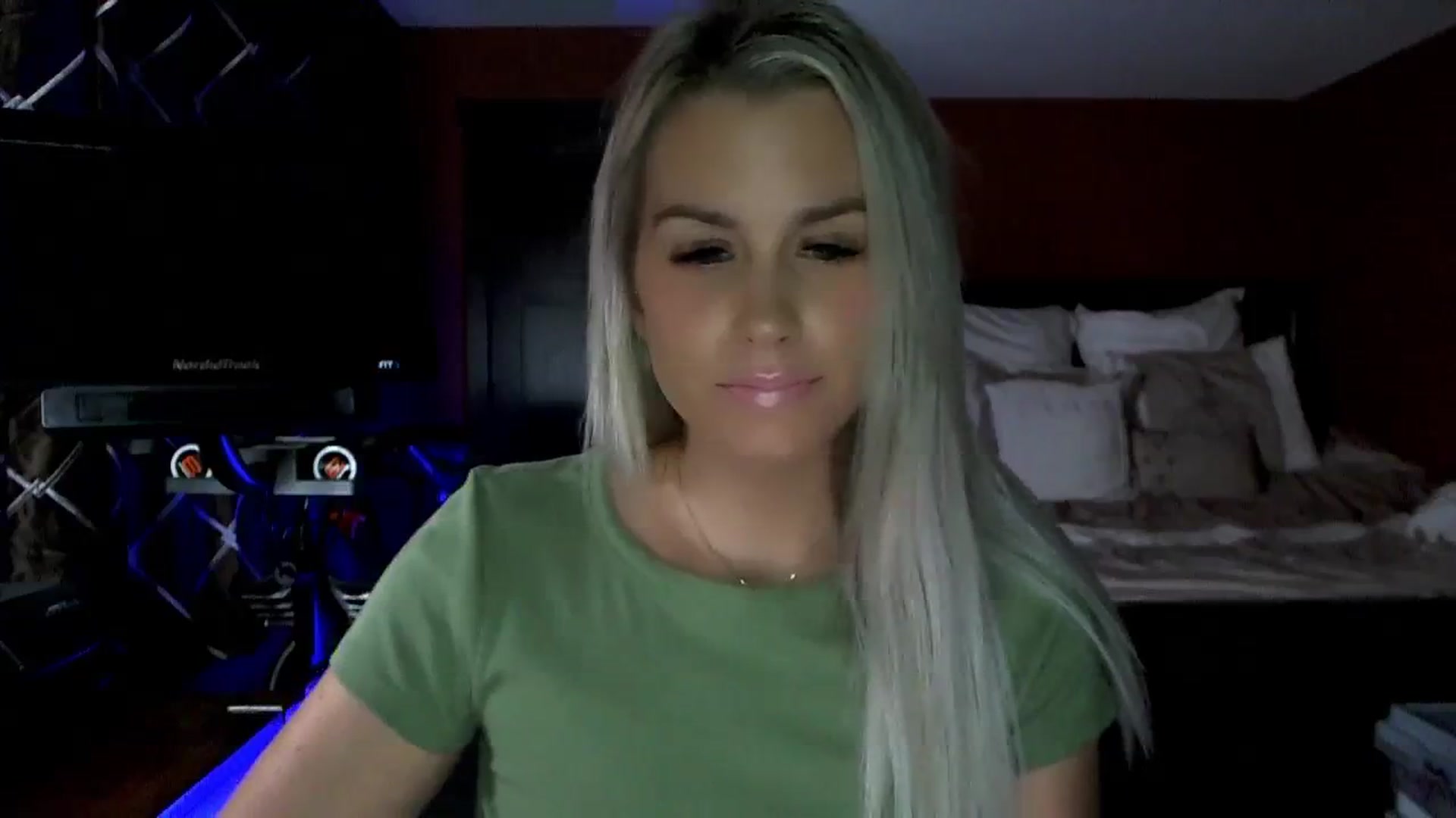 Gallery image thumbnail from Cora9's myfreecams stream on, 10/05/2023, 05:32 image 3 of 20
