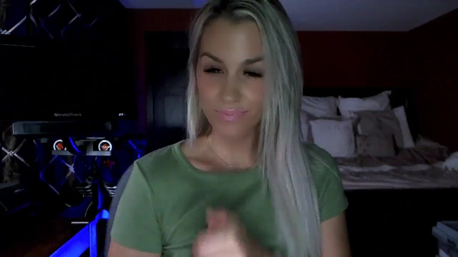 Gallery image thumbnail from Cora9's myfreecams stream on, 10/05/2023, 05:32 image 16 of 20
