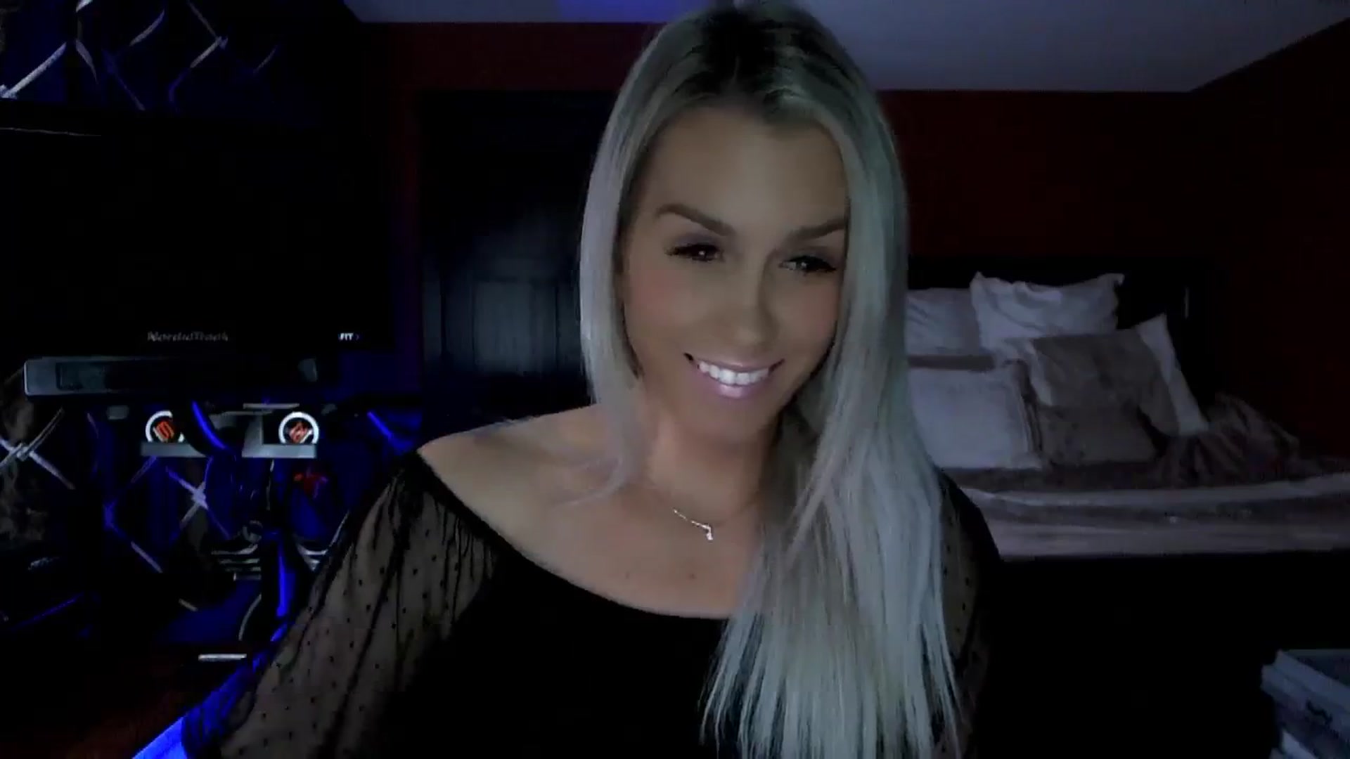 Gallery image thumbnail from Cora9's myfreecams stream on, 10/09/2023, 05:49 image 2 of 20