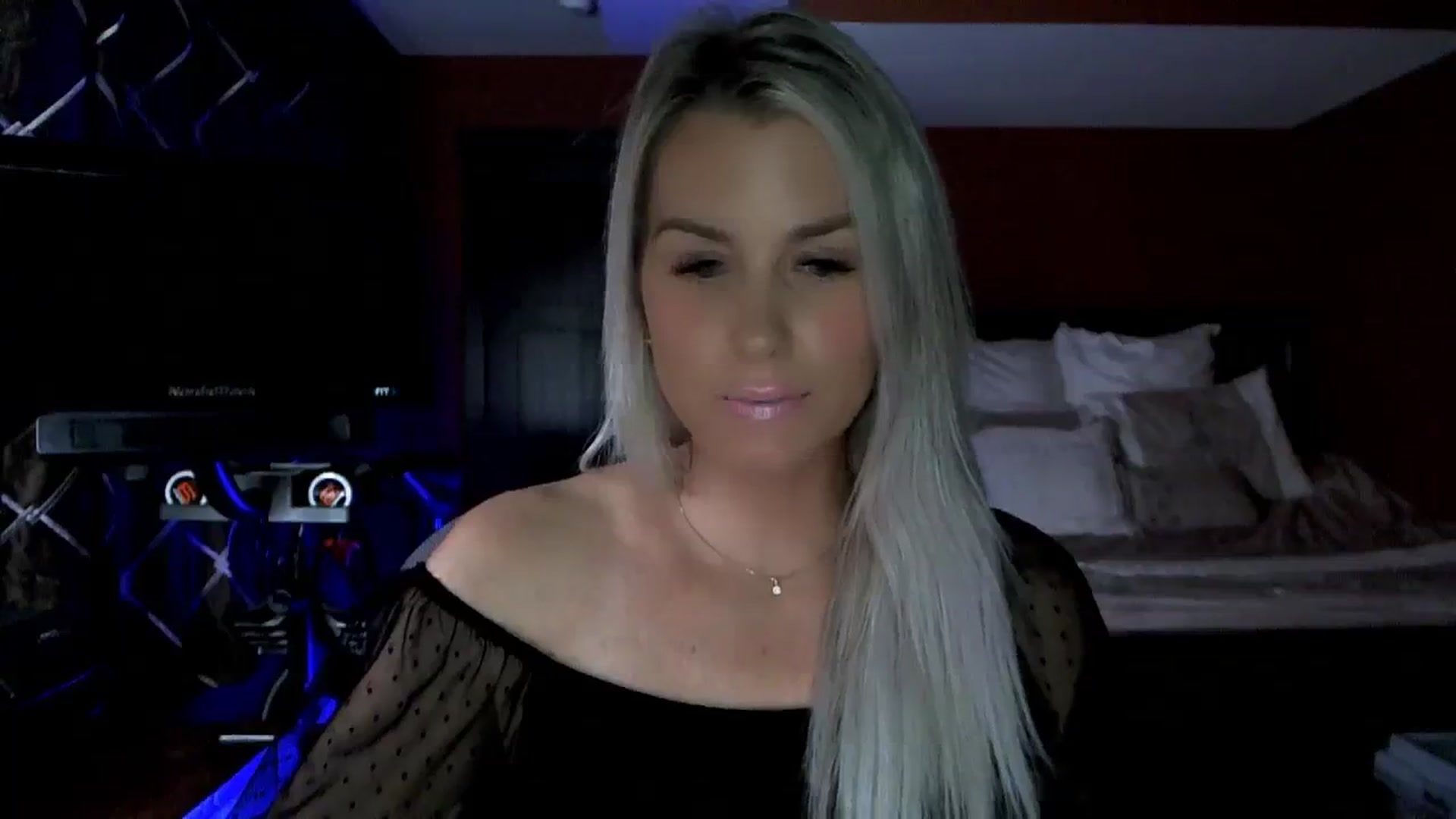 Gallery image thumbnail from Cora9's myfreecams stream on, 10/09/2023, 05:49 image 10 of 20