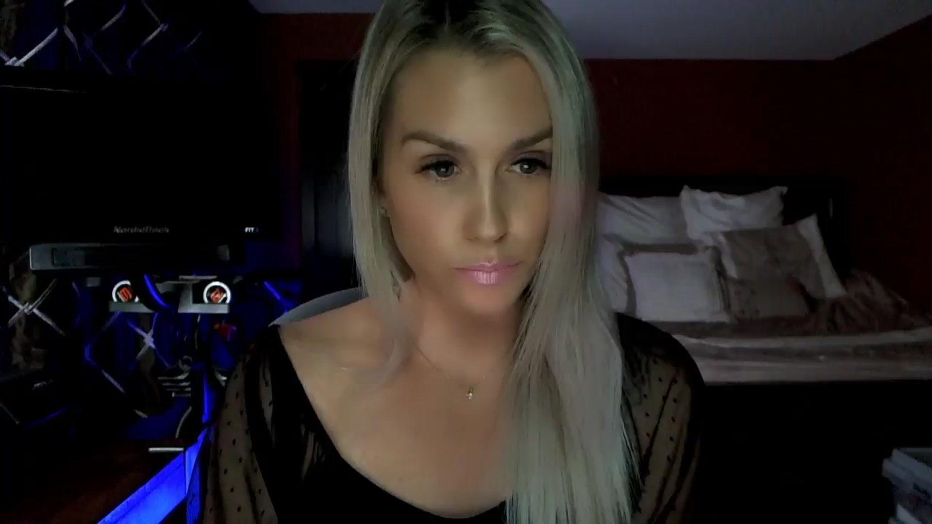 Gallery image thumbnail from Cora9's myfreecams stream on, 10/09/2023, 05:49 image 3 of 20