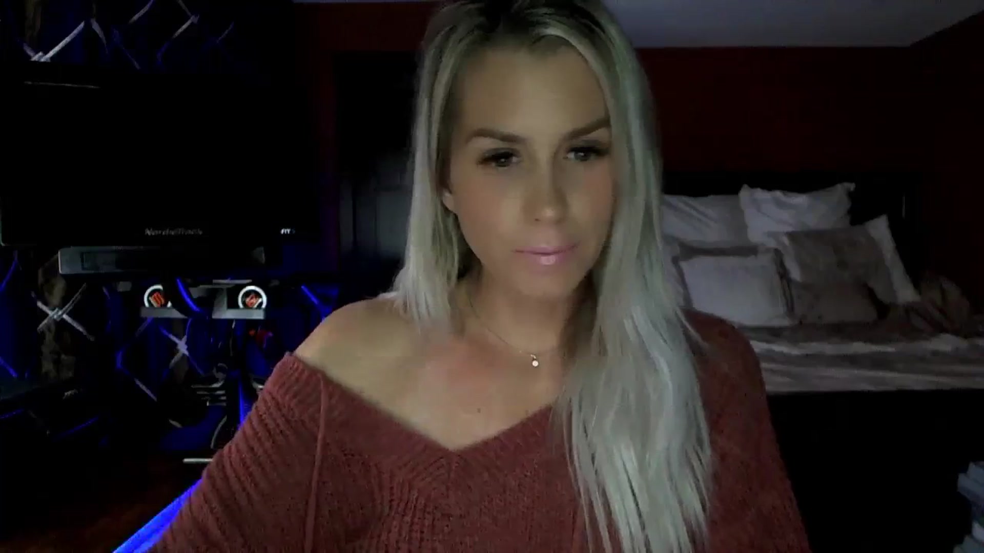 Gallery image thumbnail from Cora9's myfreecams stream on, 10/10/2023, 04:27 image 14 of 20