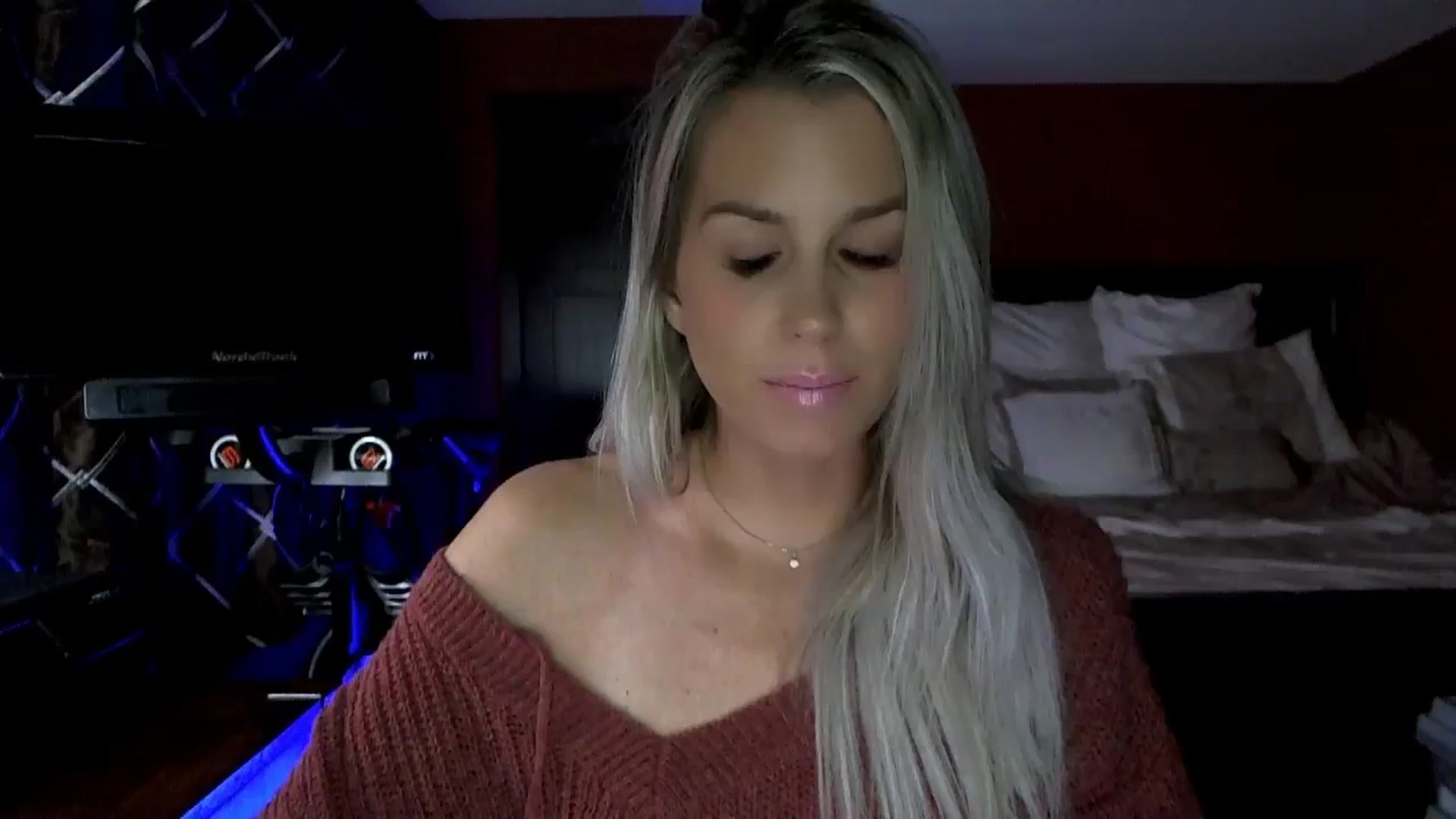 Gallery image thumbnail from Cora9's myfreecams stream on, 10/10/2023, 04:27 image 12 of 20