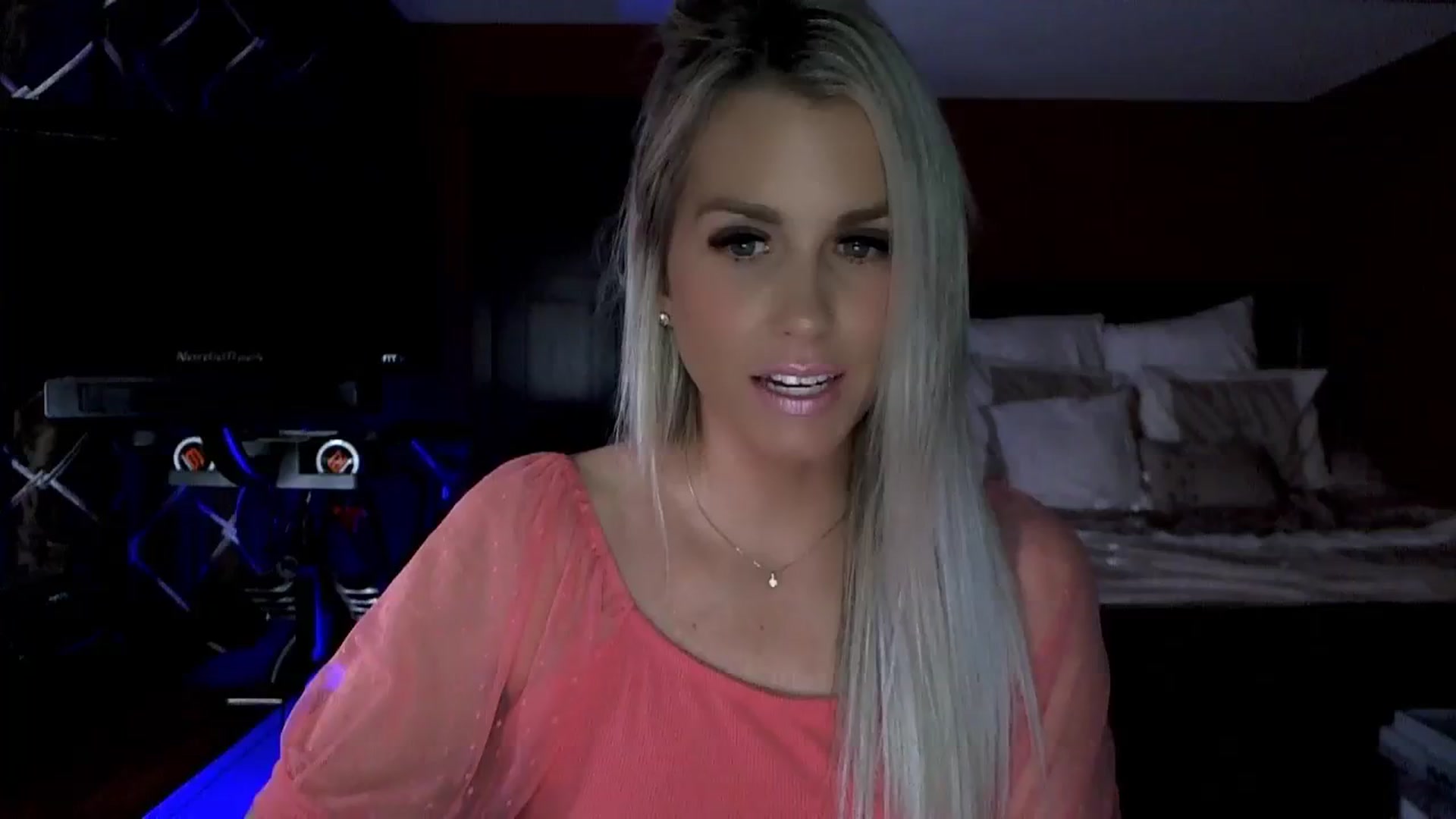 Gallery image thumbnail from Cora9's myfreecams stream on, 10/13/2023, 03:44 image 14 of 20