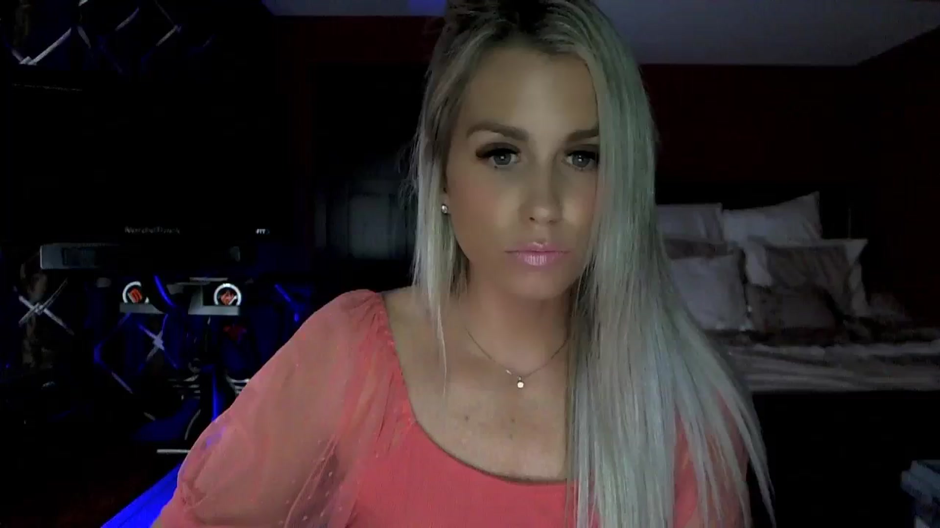 Gallery image thumbnail from Cora9's myfreecams stream on, 10/13/2023, 03:44 image 16 of 20