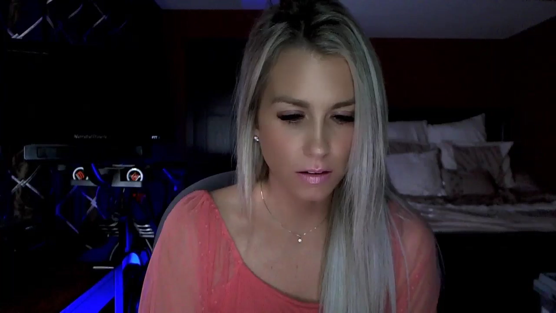 Gallery image thumbnail from Cora9's myfreecams stream on, 10/13/2023, 04:13 image 12 of 20