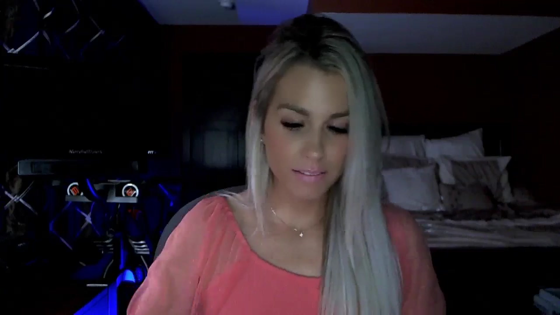 Gallery image thumbnail from Cora9's myfreecams stream on, 10/13/2023, 05:01 image 17 of 20