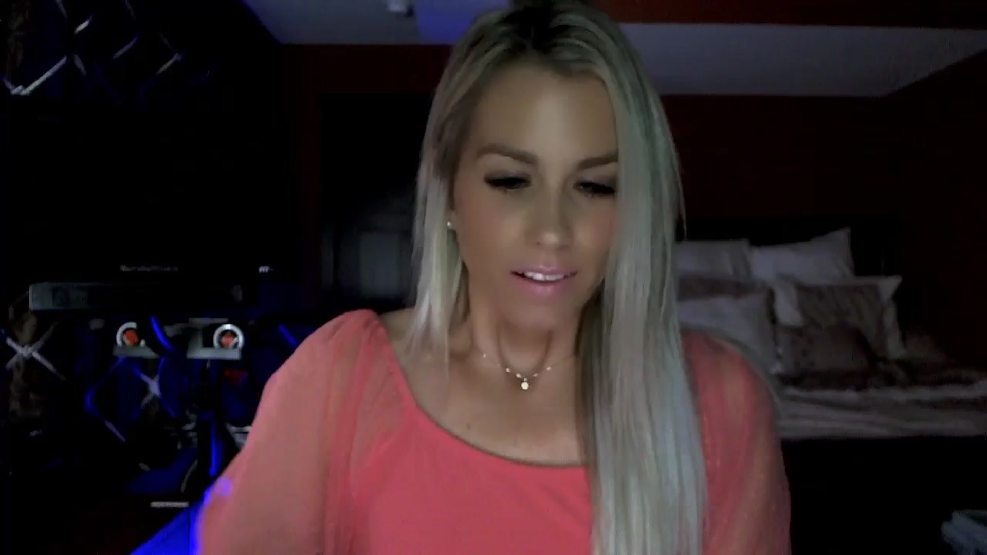 Gallery image thumbnail from Cora9's myfreecams stream on, 10/13/2023, 05:01 image 4 of 20