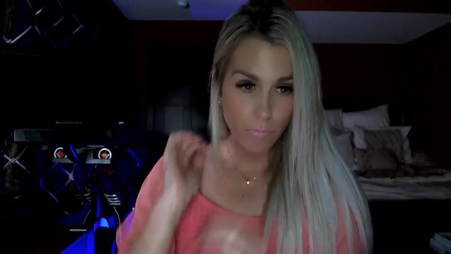 Gallery image thumbnail from Cora9's myfreecams stream on, 10/13/2023, 05:55 image 20 of 20