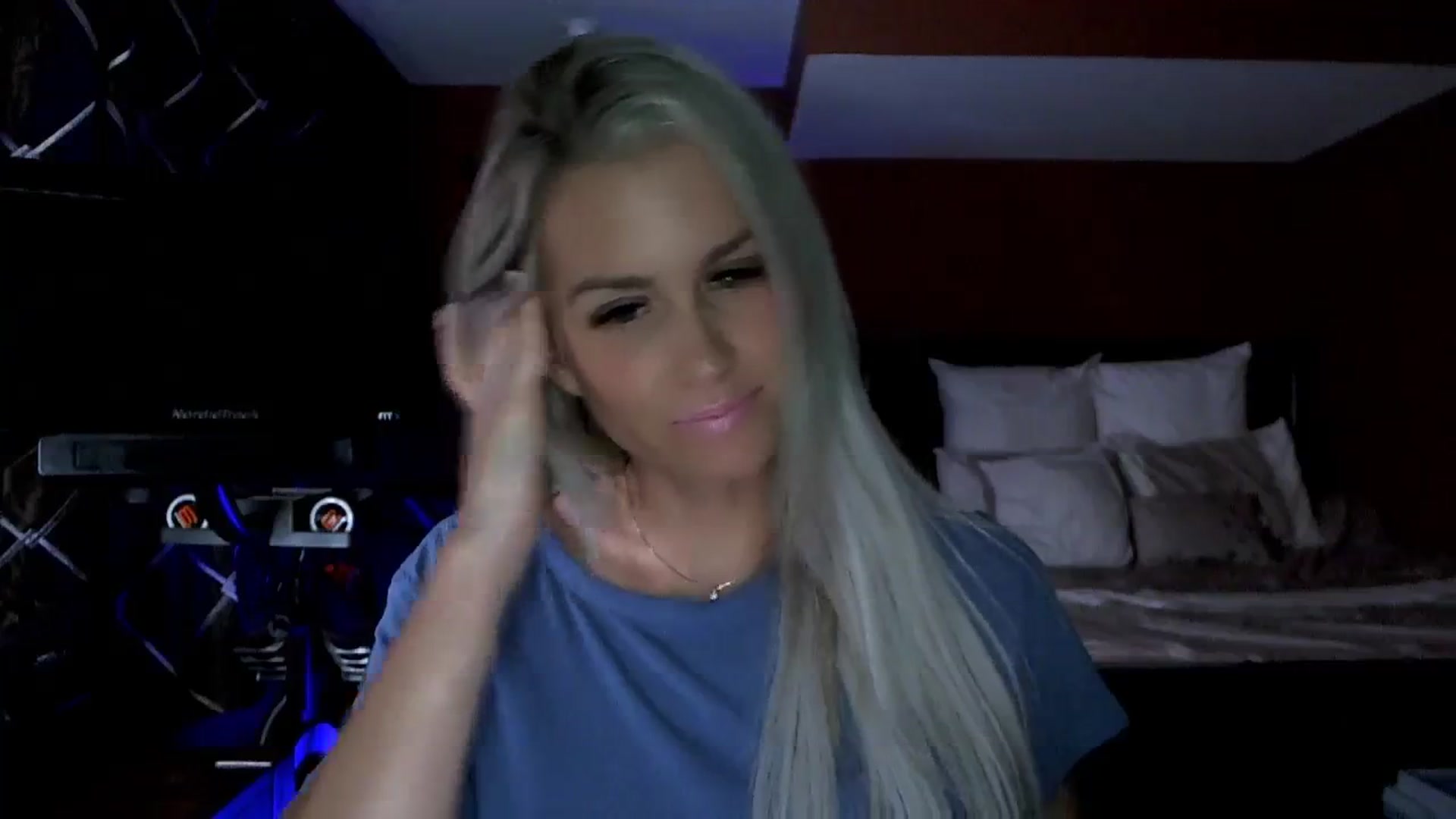 Gallery image thumbnail from Cora9's myfreecams stream on, 10/19/2023, 04:23 image 9 of 20