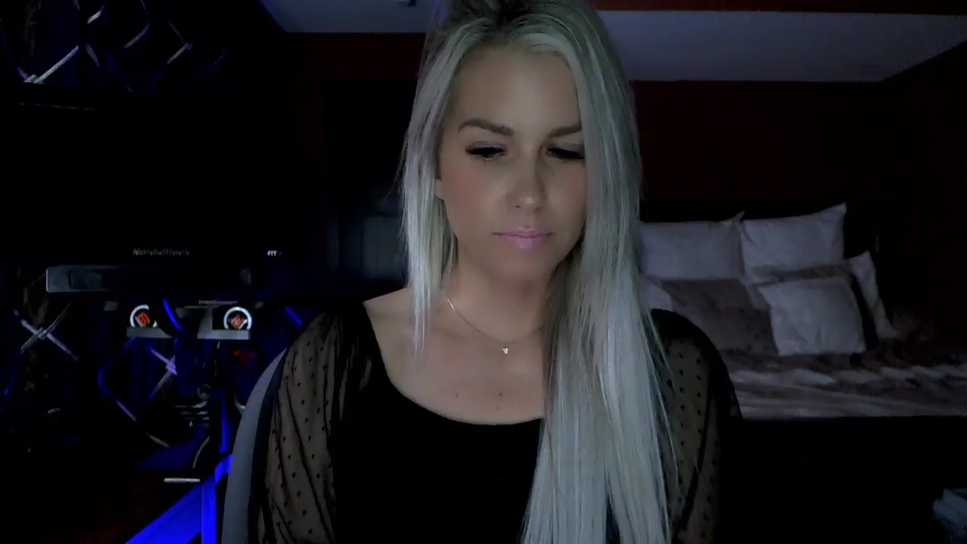 Gallery image thumbnail from Cora9's myfreecams stream on, 10/20/2023, 05:39 image 15 of 20