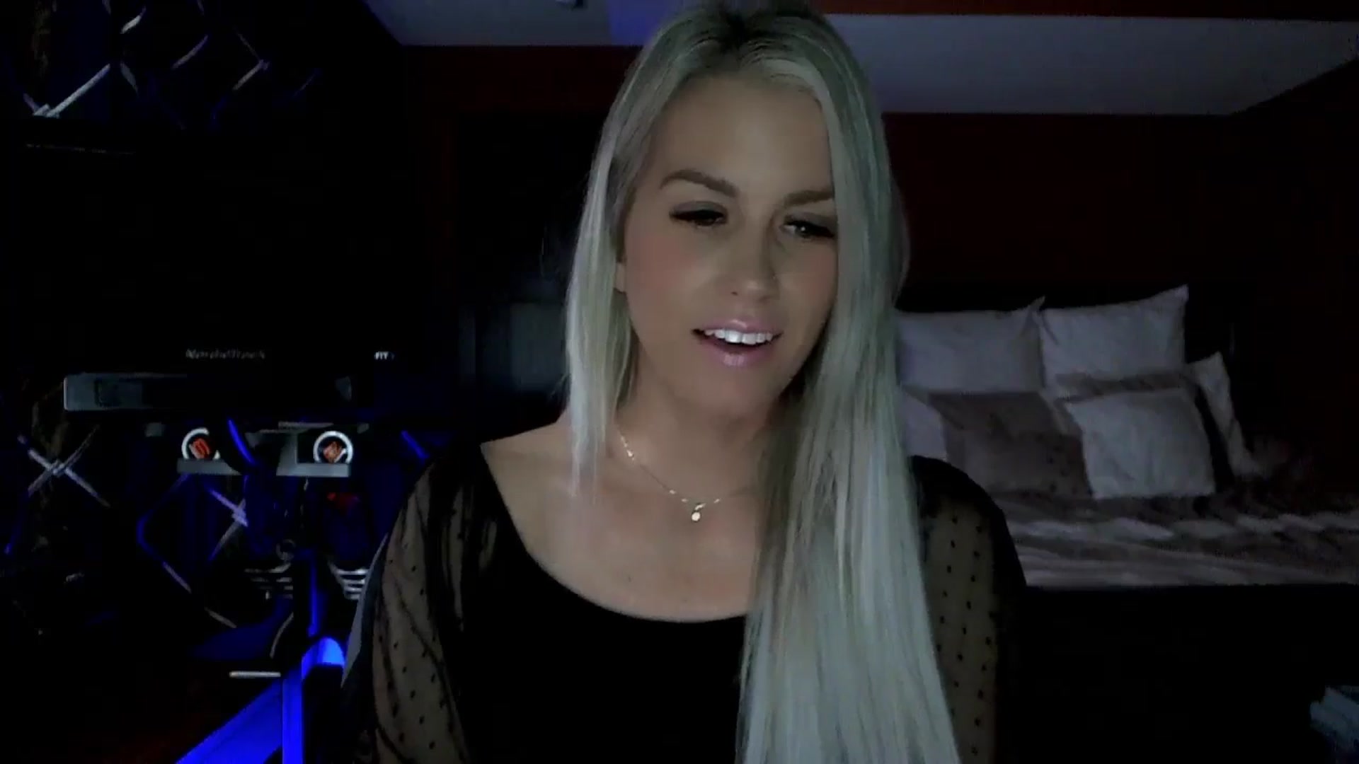 Gallery image thumbnail from Cora9's myfreecams stream on, 10/20/2023, 05:39 image 3 of 20