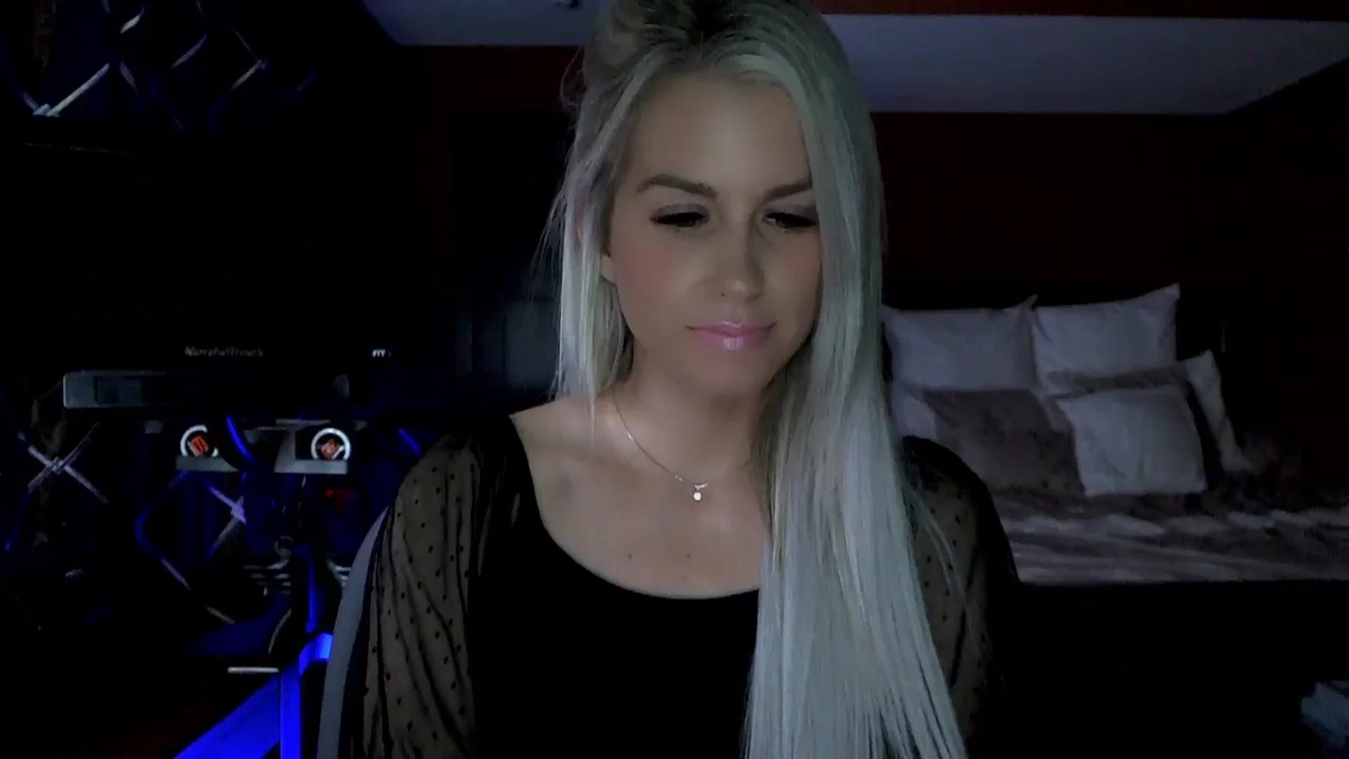 Gallery image thumbnail from Cora9's myfreecams stream on, 10/20/2023, 05:39 image 11 of 20