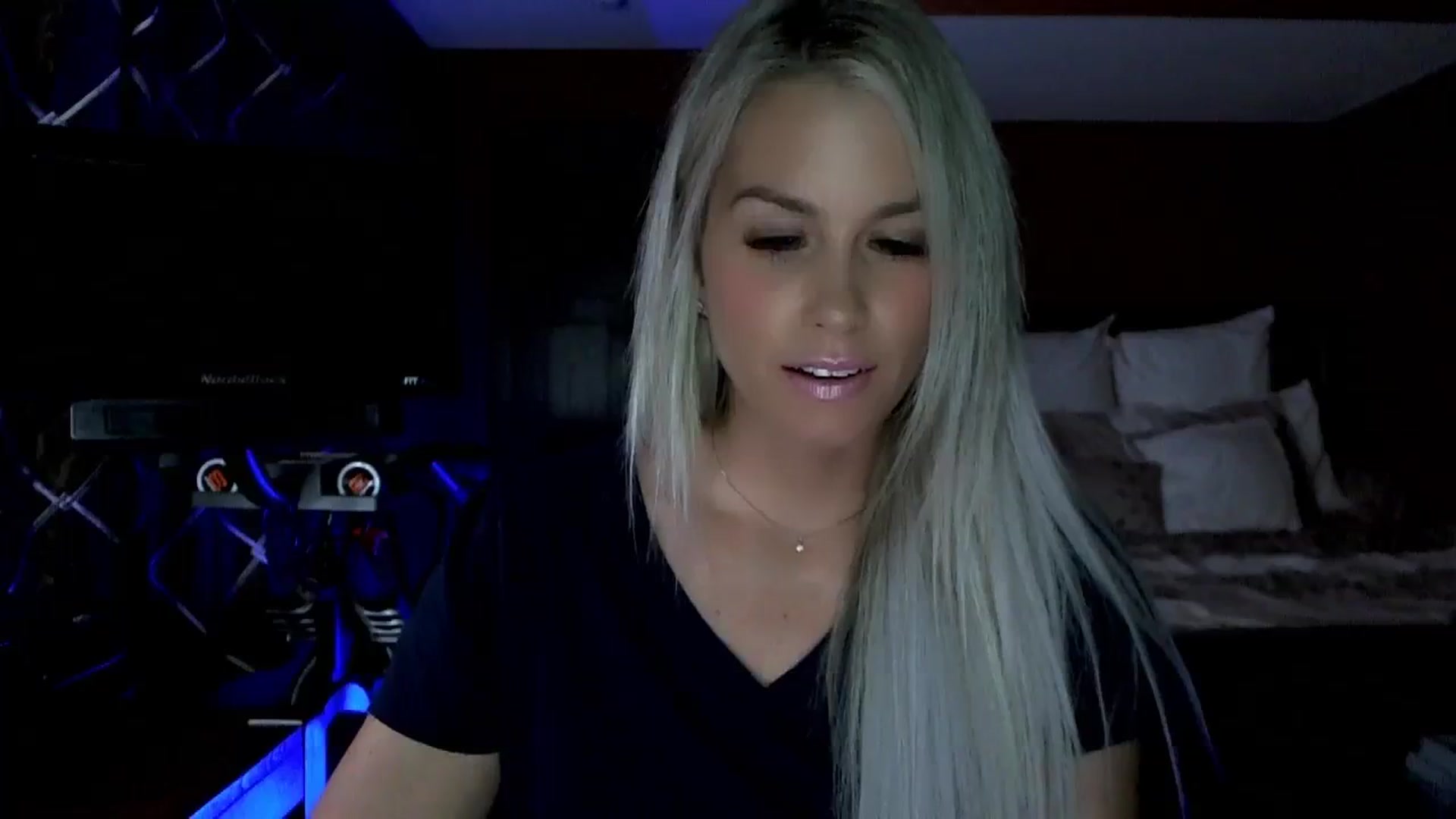Gallery image thumbnail from Cora9's myfreecams stream on, 10/21/2023, 04:43 image 5 of 20