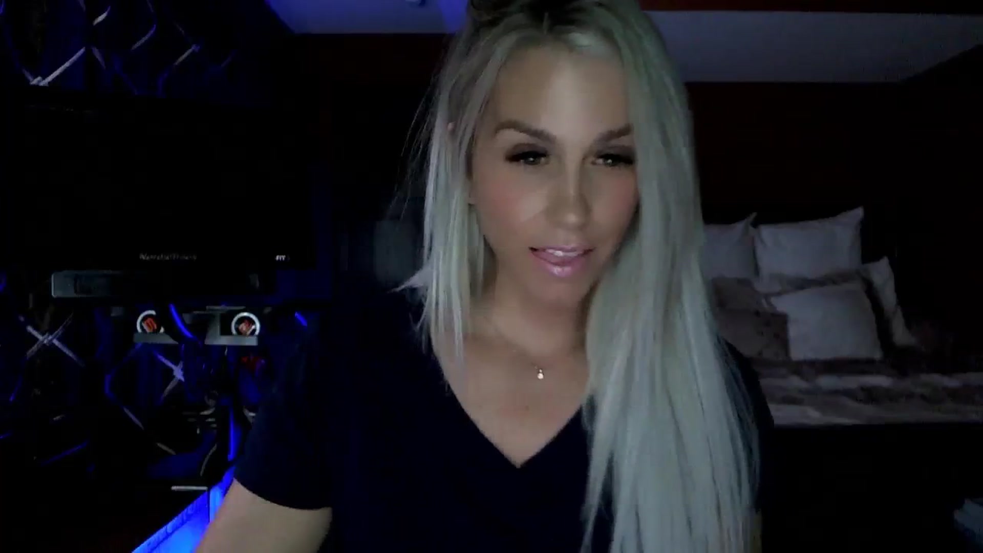 Gallery image thumbnail from Cora9's myfreecams stream on, 10/21/2023, 04:43 image 18 of 20