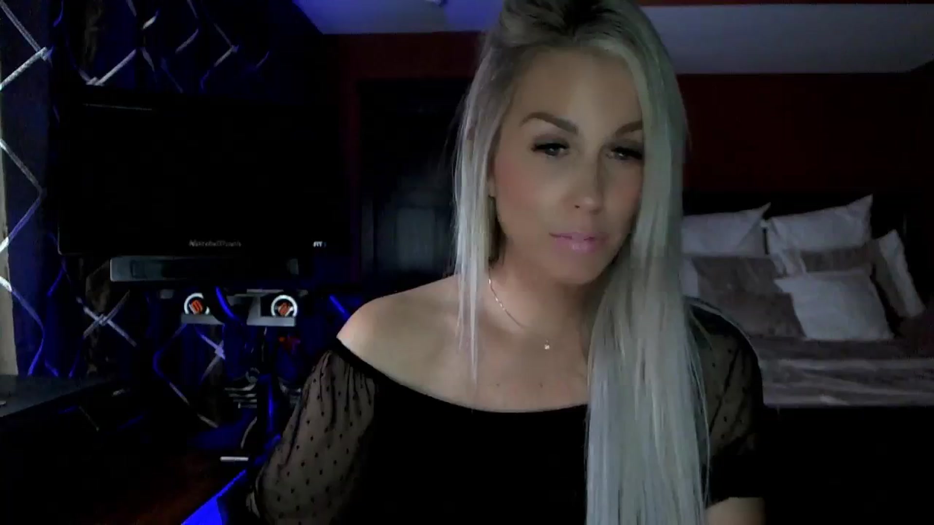 Gallery image thumbnail from Cora9's myfreecams stream on, 10/24/2023, 05:01 image 14 of 20