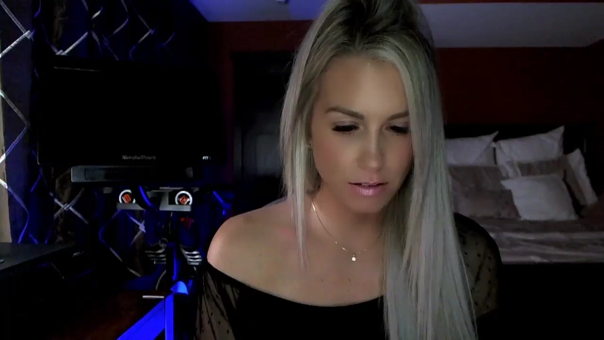 Gallery image thumbnail from Cora9's myfreecams stream on, 10/24/2023, 05:01 image 6 of 20