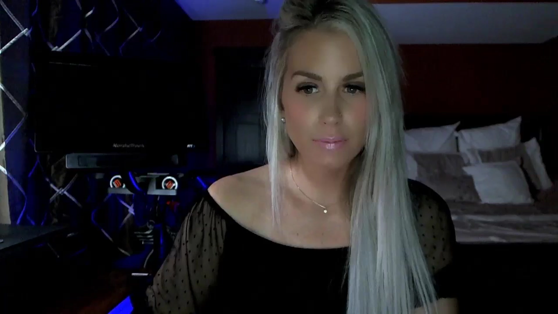 Gallery image thumbnail from Cora9's myfreecams stream on, 10/24/2023, 05:01 image 12 of 20