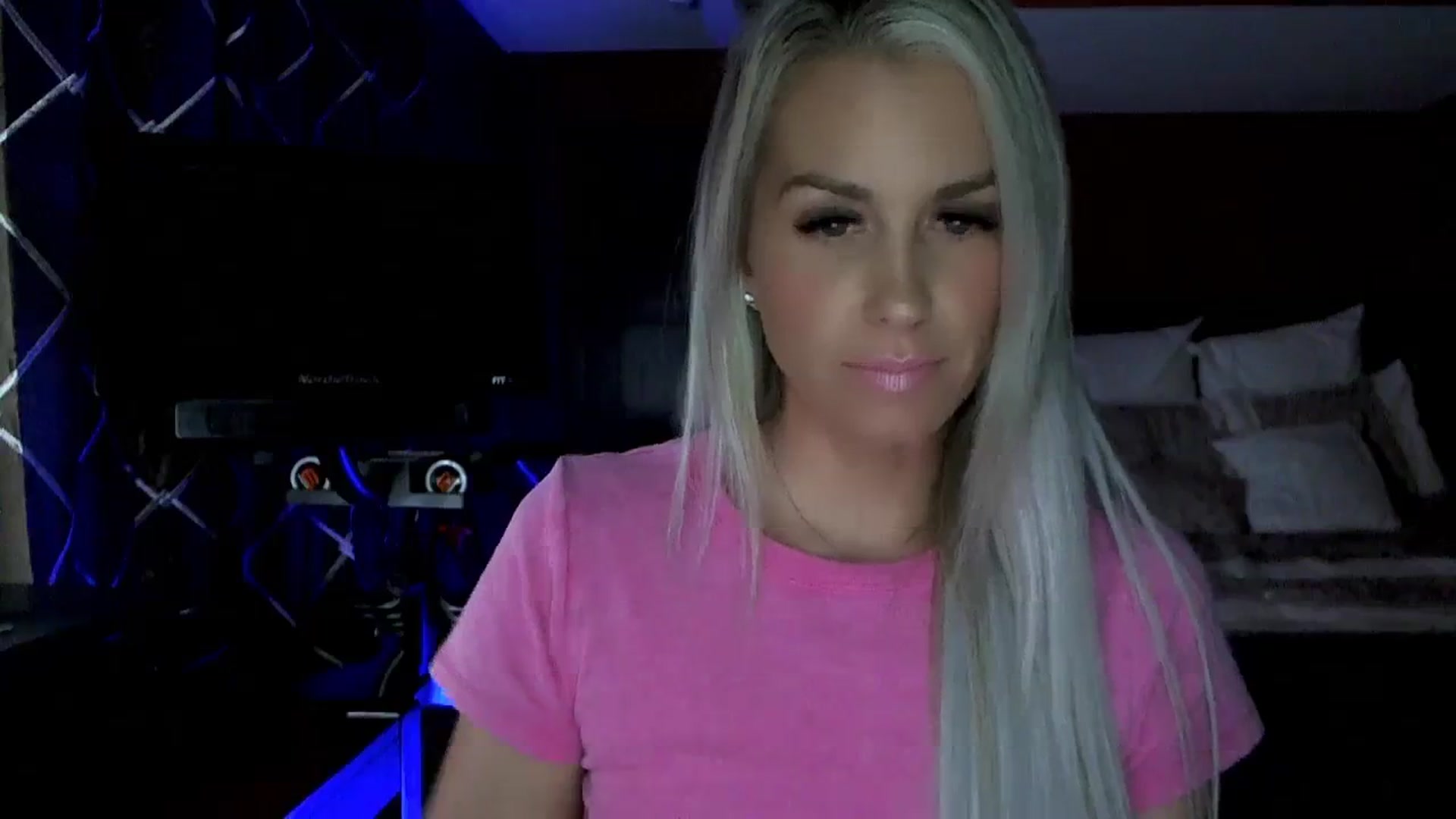 Gallery image thumbnail from Cora9's myfreecams stream on, 10/26/2023, 04:20 image 10 of 20
