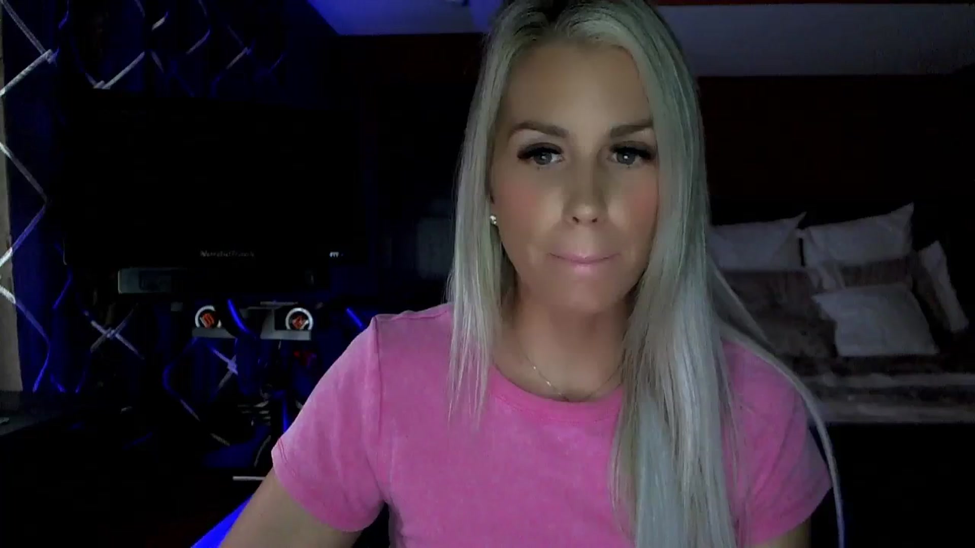 Gallery image thumbnail from Cora9's myfreecams stream on, 10/26/2023, 04:20 image 19 of 20