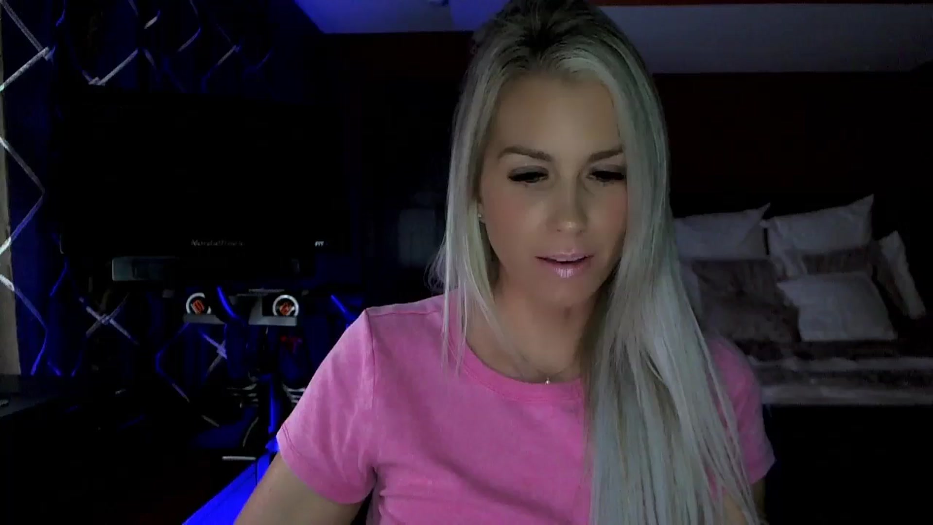 Gallery image thumbnail from Cora9's myfreecams stream on, 10/26/2023, 04:20 image 9 of 20